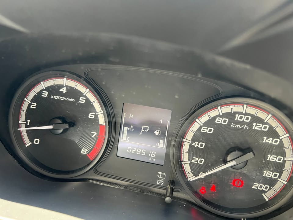 2023 Mitsubishi Xpander Exceed CVT 2023 Mitsubishi Xpander Exceed CVT