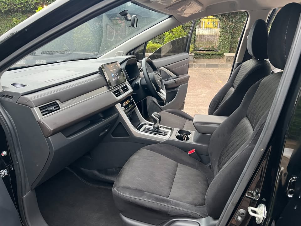 2022 Mitsubishi Xpander  Sport AT 2022 Mitsubishi Xpander  Sport AT