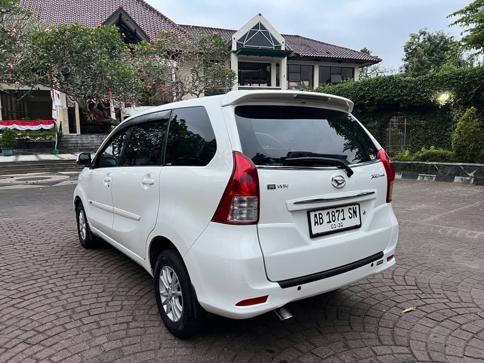 2014 Daihatsu Grand Xenia 1.3 R Deluxe MT 2014 Daihatsu Grand Xenia 1.3 R Deluxe MT