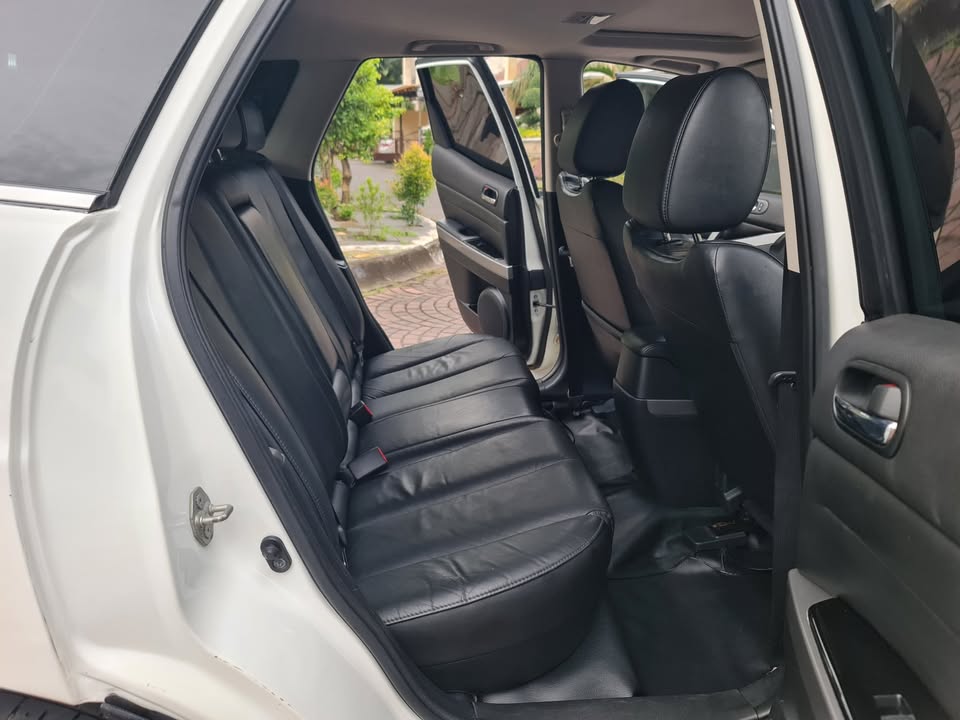 2012 Mazda CX-7 2.3 AT 2012 Mazda CX-7 2.3 AT