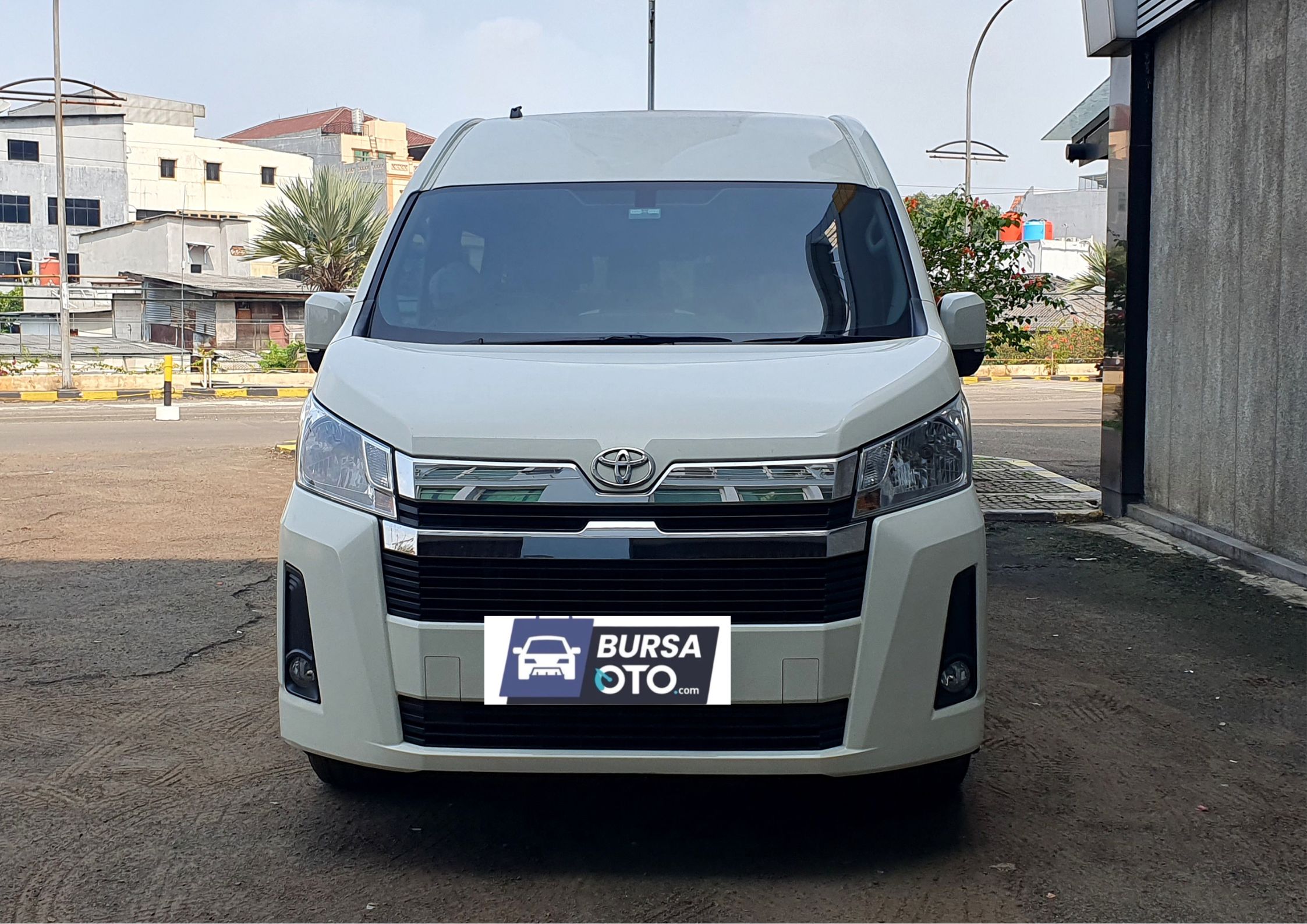 2023 Toyota Hiace Bekas 2023 Toyota Hiace Bekas