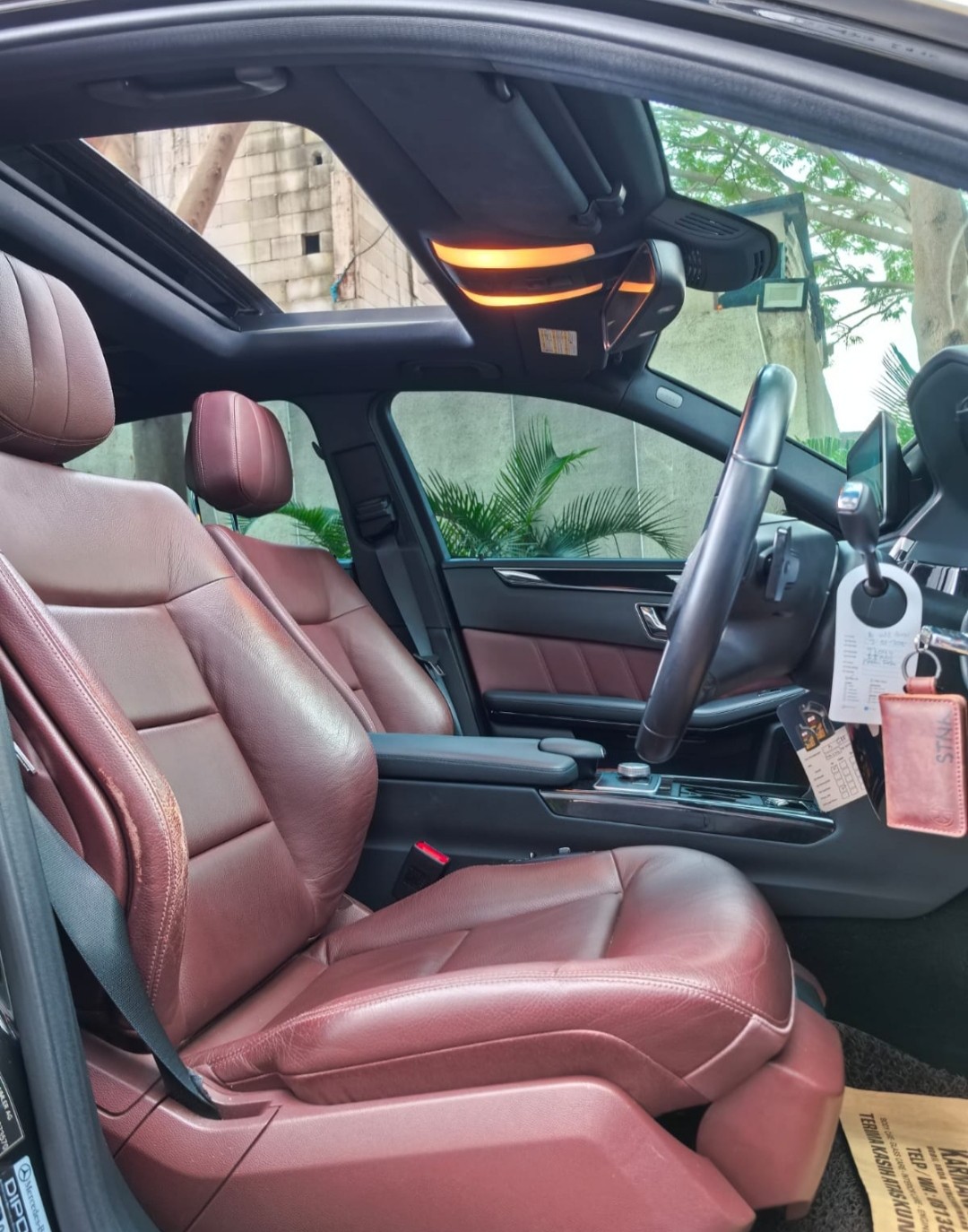 2010 Mercedes Benz E-Class 2010 Mercedes Benz E-Class