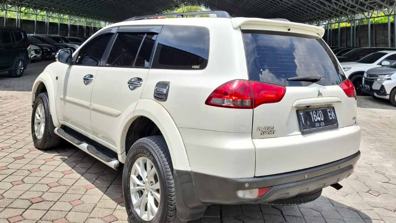 2015 Mitsubishi Pajero Sport  2015 Mitsubishi Pajero Sport