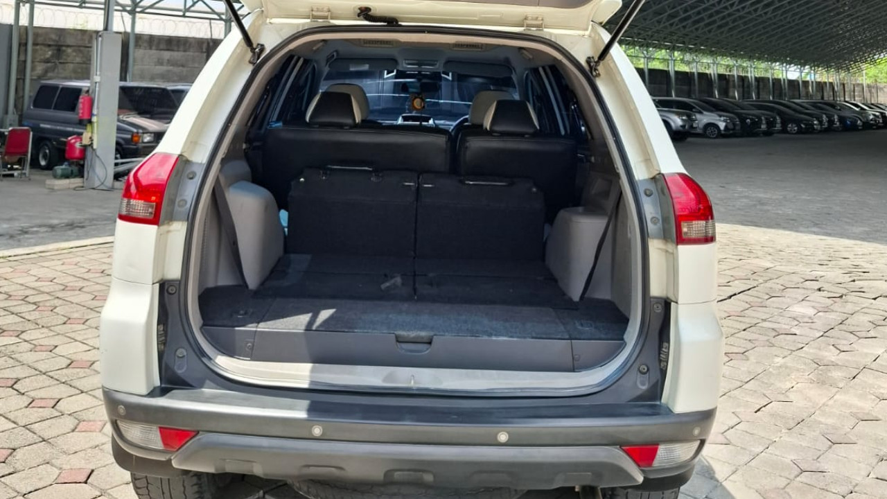 2015 Mitsubishi Pajero Sport  2015 Mitsubishi Pajero Sport