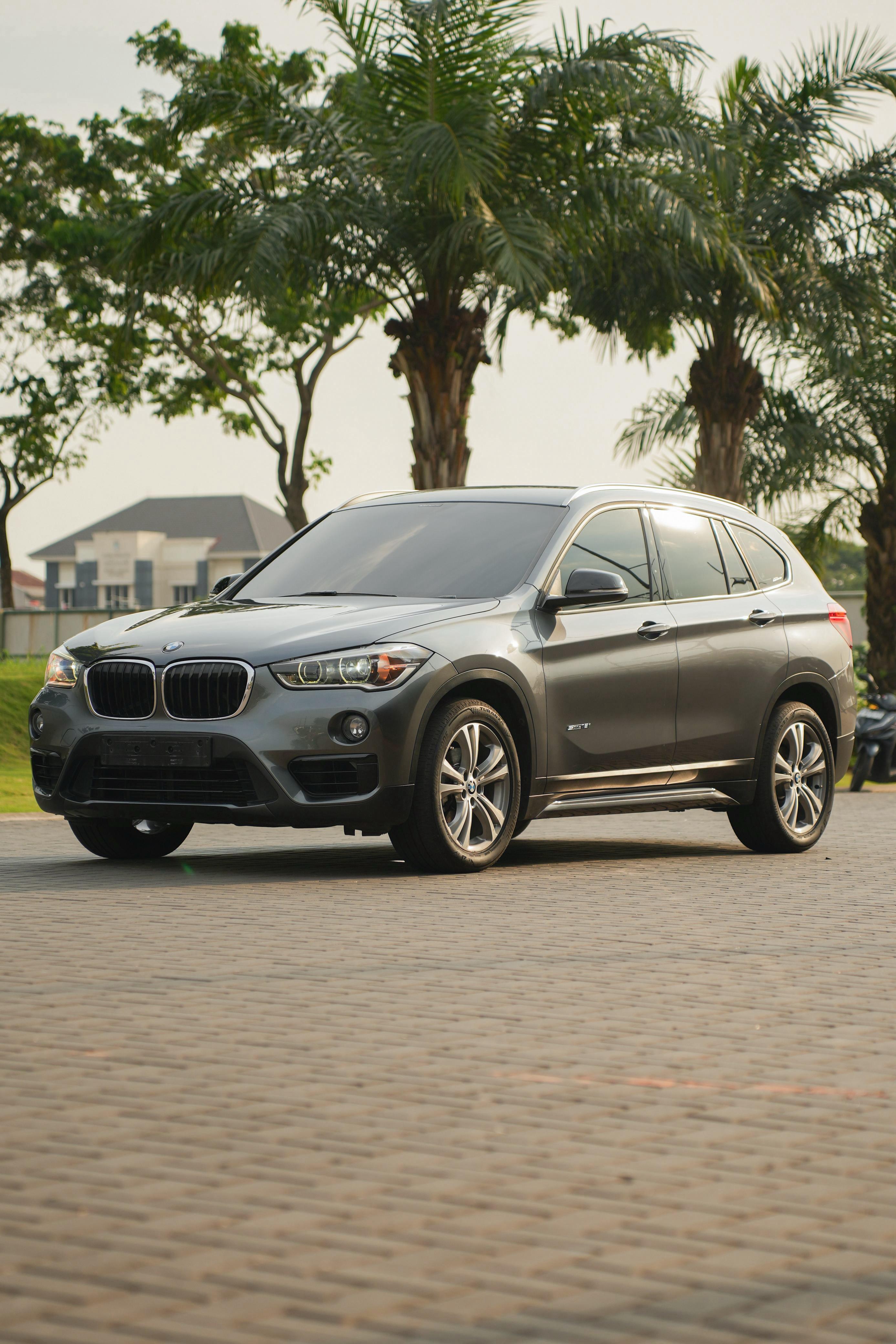 2016 BMW X1  sDrive18i xLine Bekas 2016 BMW X1  sDrive18i xLine Bekas