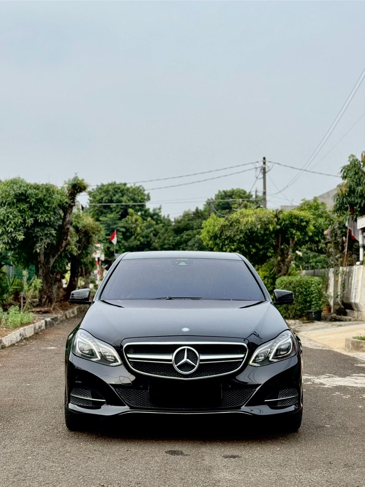 Second Hand 2014 Mercedes Benz E-Class  E 250 AVANGARDE CKD AT Second Hand 2014 Mercedes Benz E-Class  E 250 AVANGARDE CKD AT