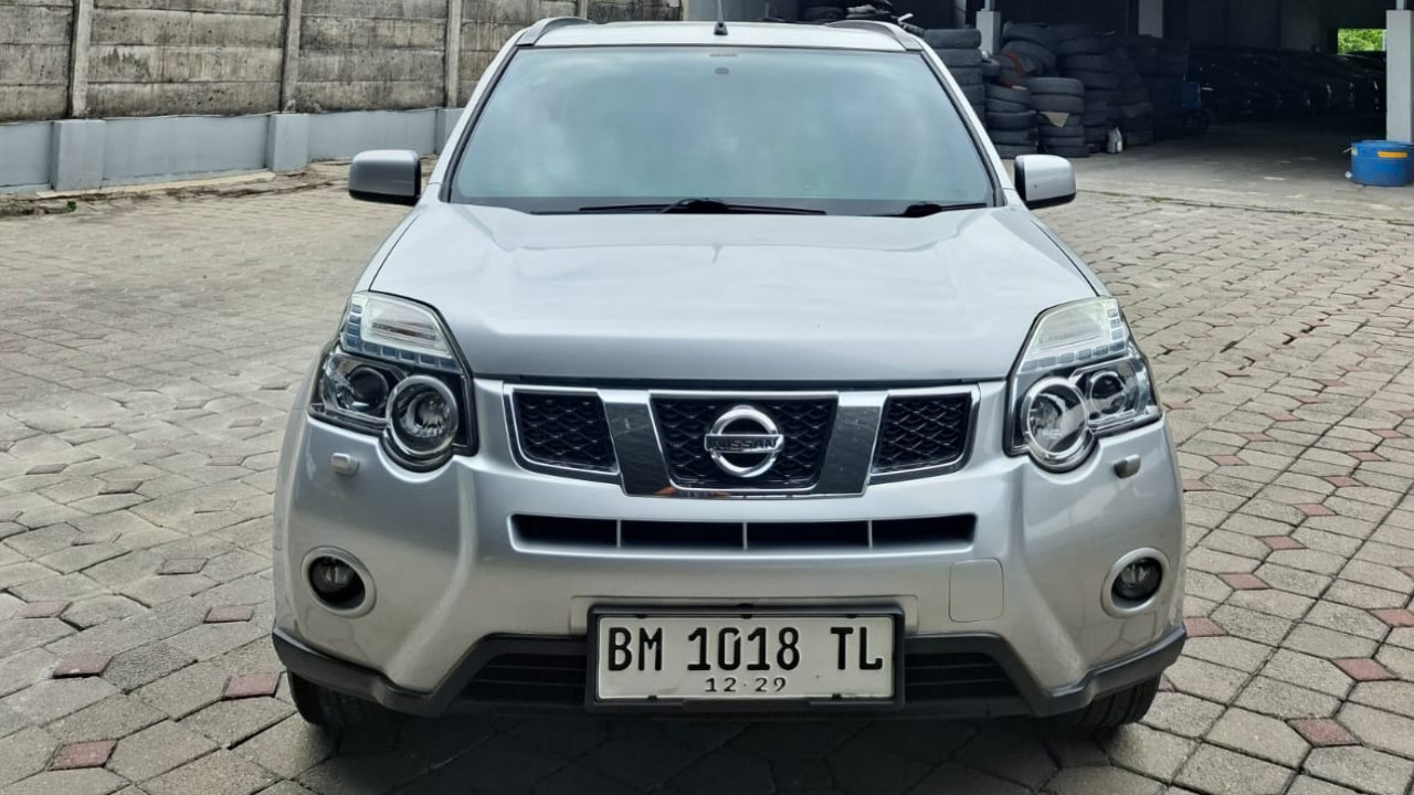 Second Hand 2014 Nissan X Trail 2.0L CVT AT Second Hand 2014 Nissan X Trail 2.0L CVT AT