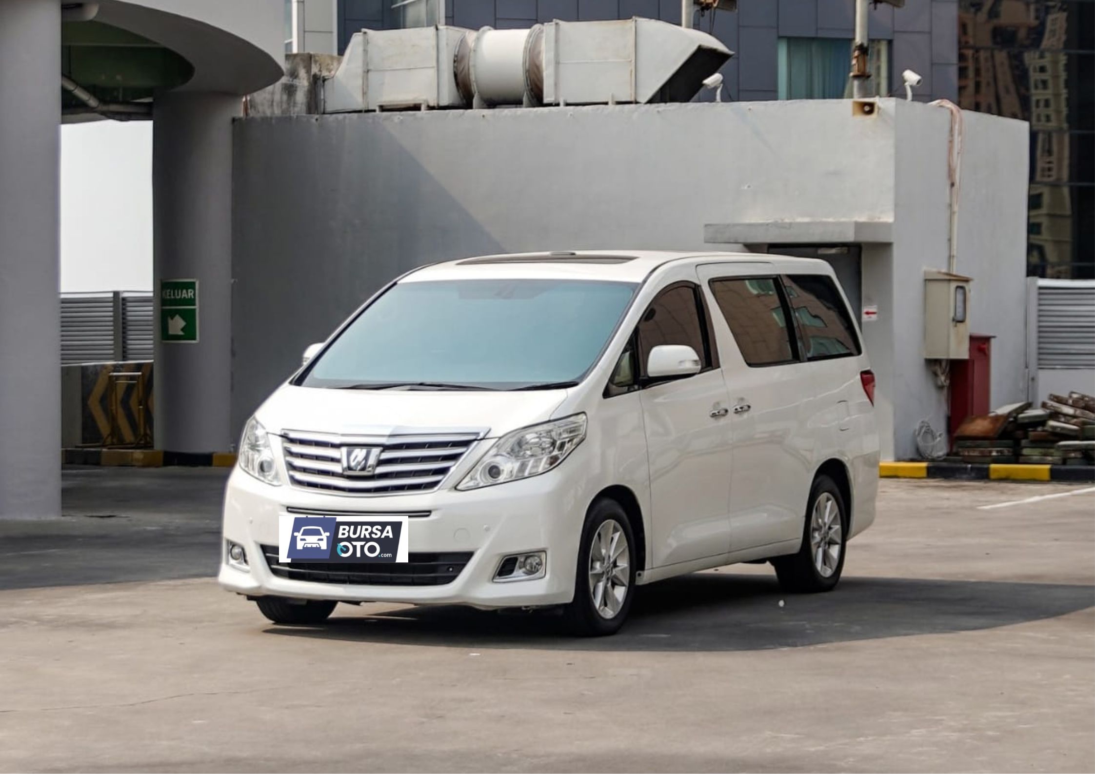 2012 Toyota Alphard 2012 Toyota Alphard