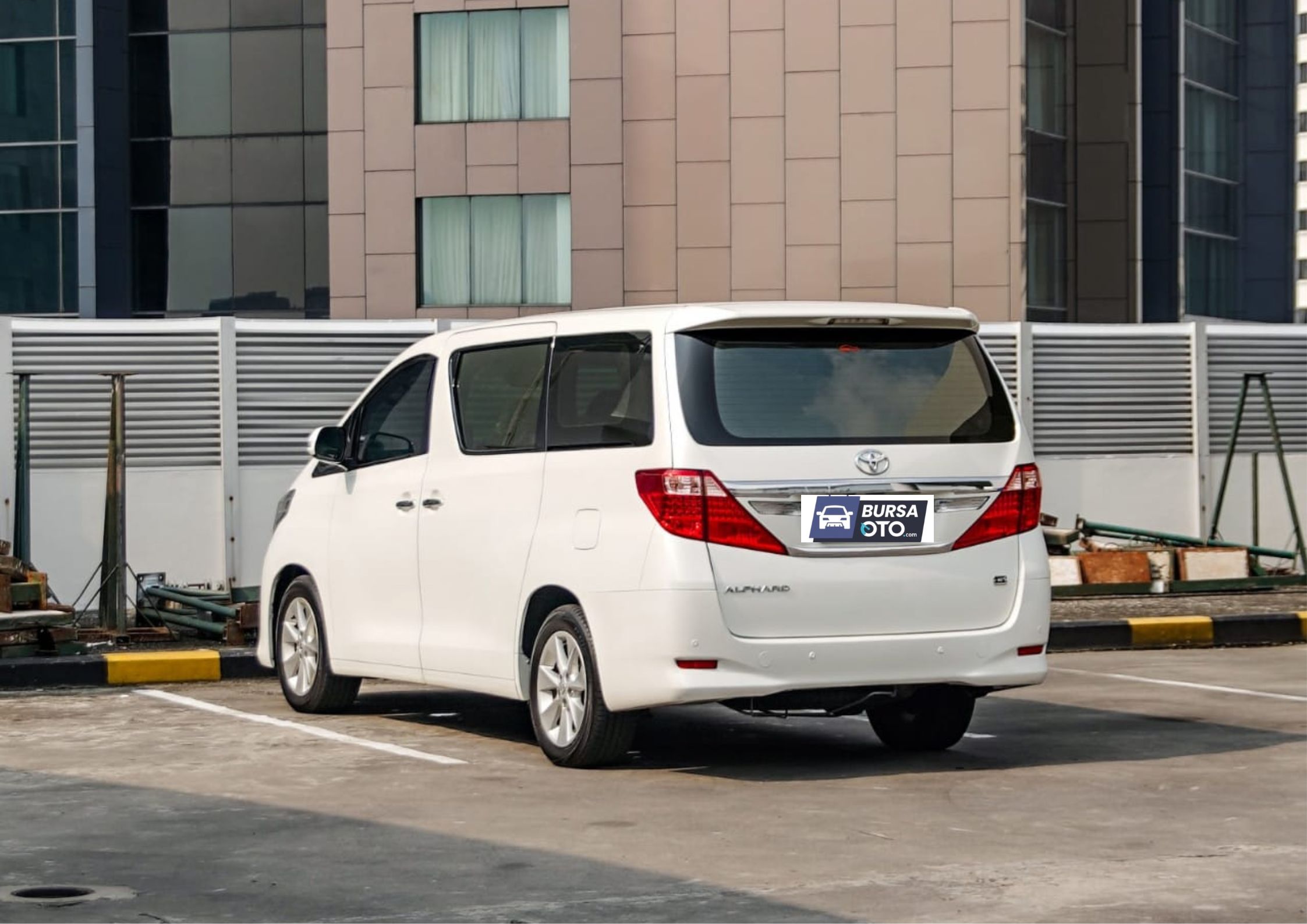 2012 Toyota Alphard 2012 Toyota Alphard