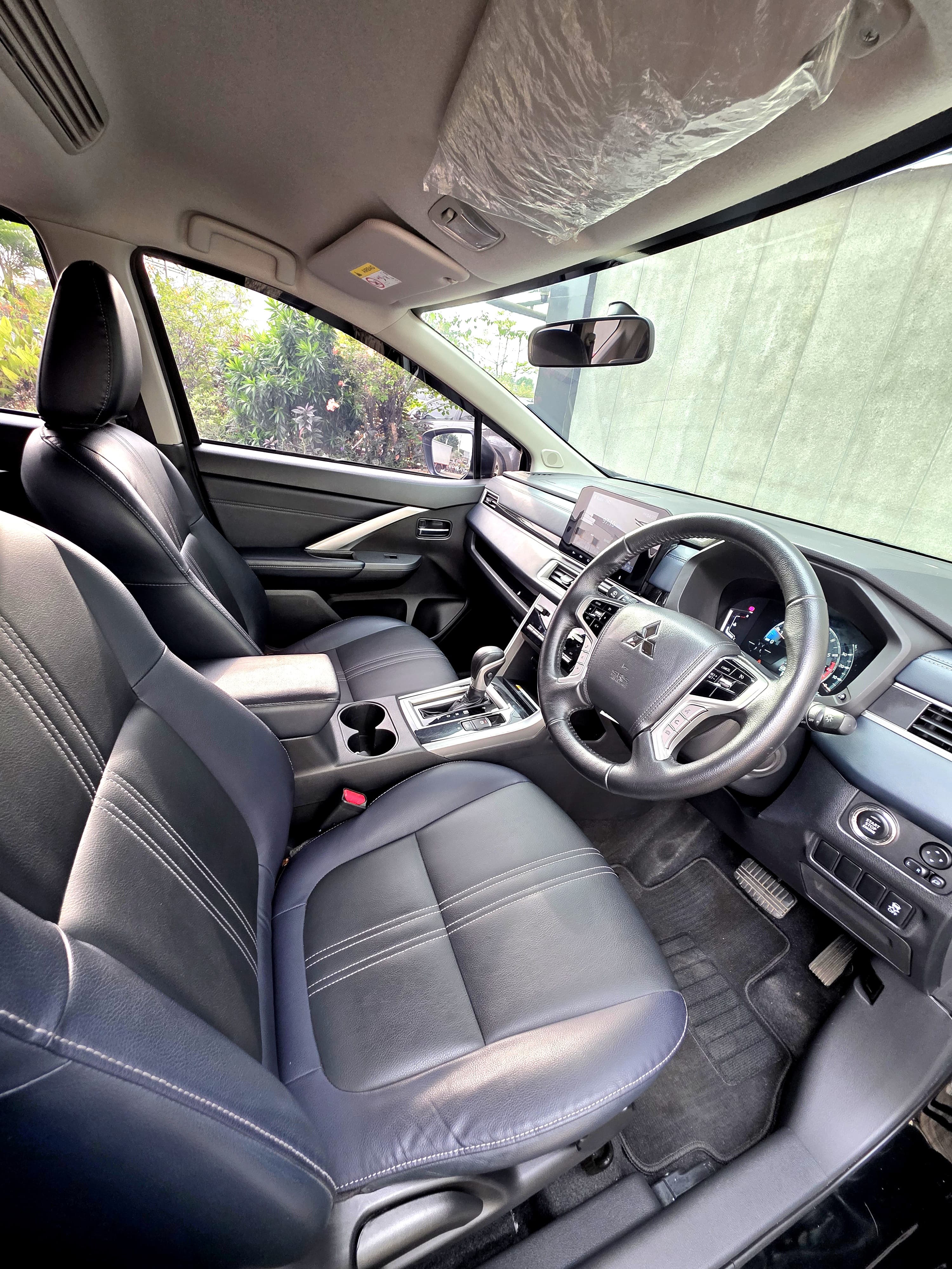 2024 Mitsubishi Xpander Cross 2024 Mitsubishi Xpander Cross