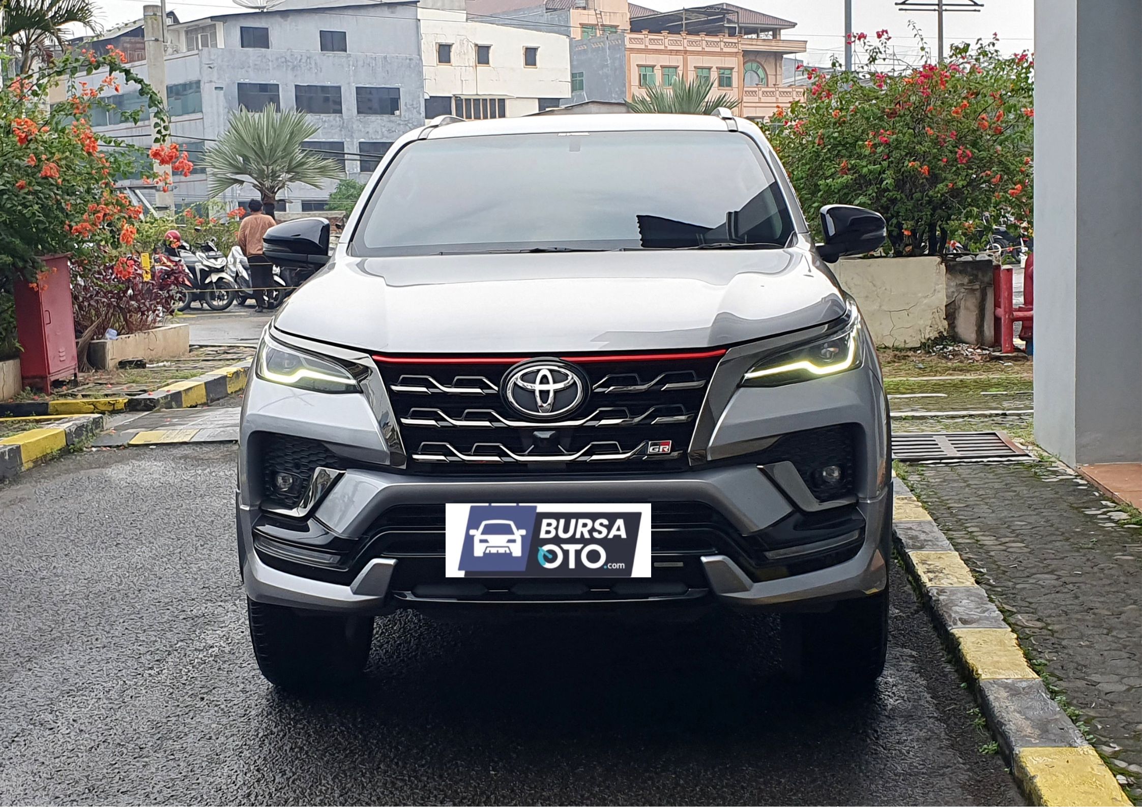 2023 Toyota Fortuner Bekas 2023 Toyota Fortuner Bekas