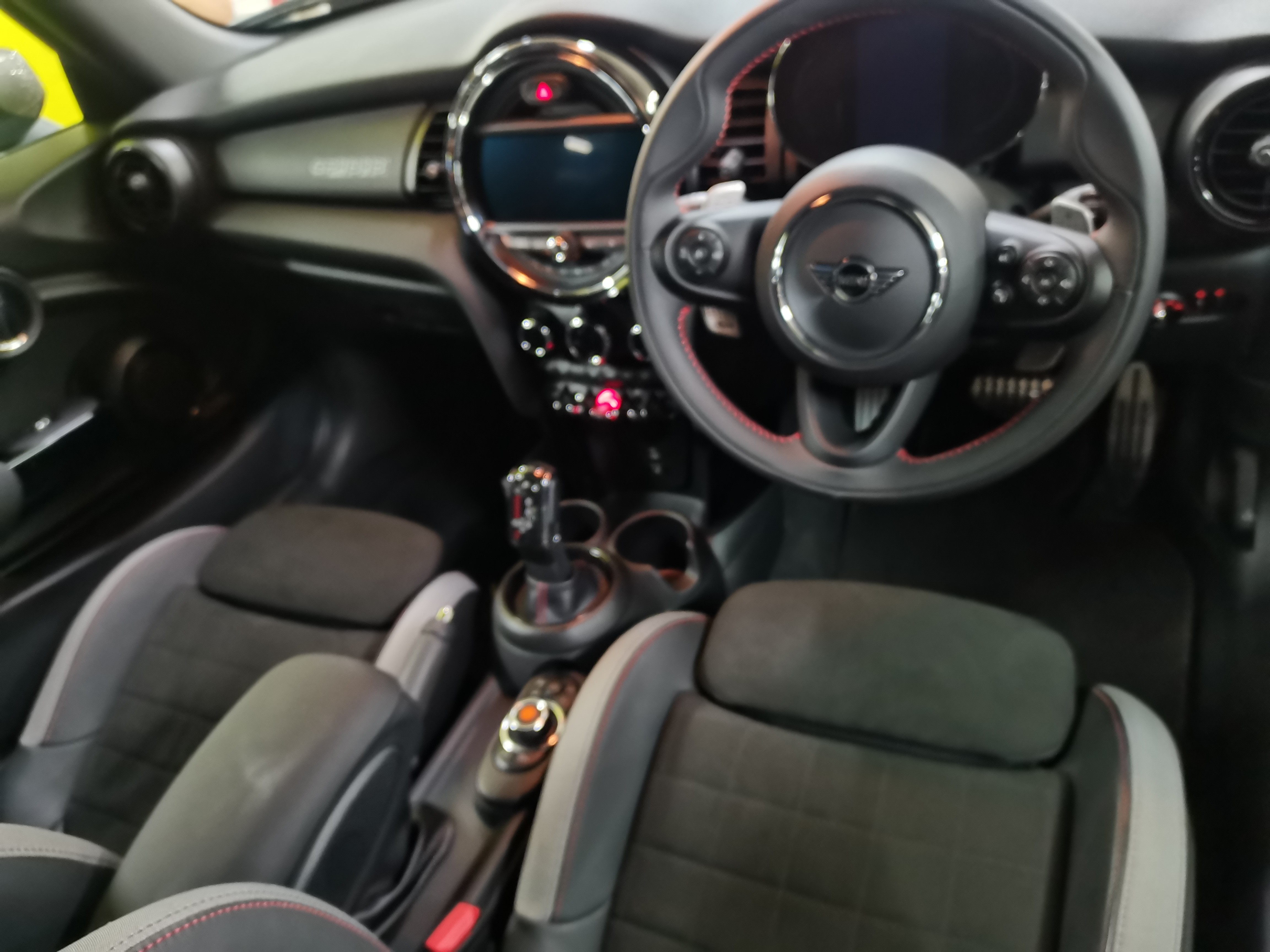 2020 MINI Cooper S 2020 MINI Cooper S