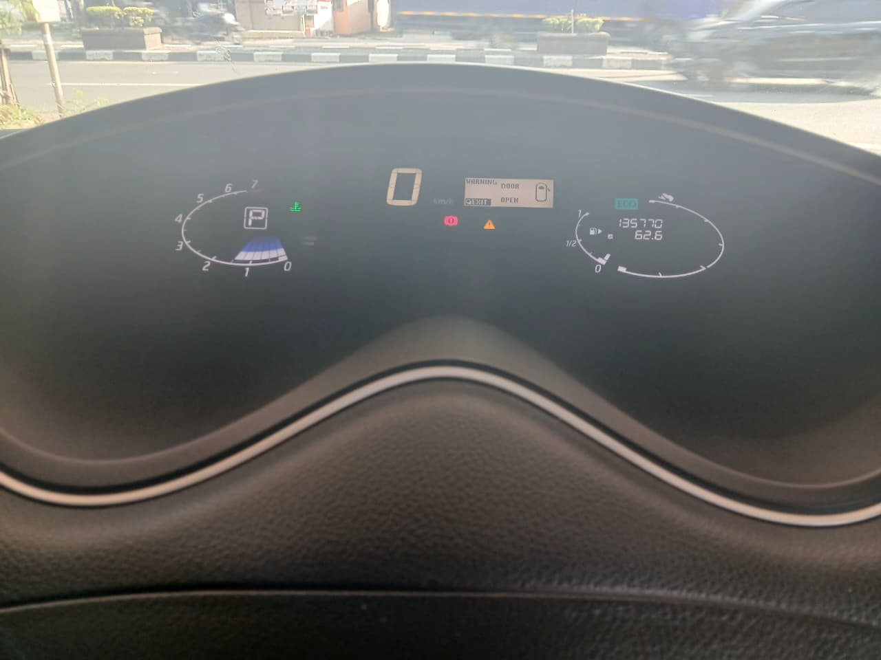 2013 Nissan Serena 2013 Nissan Serena