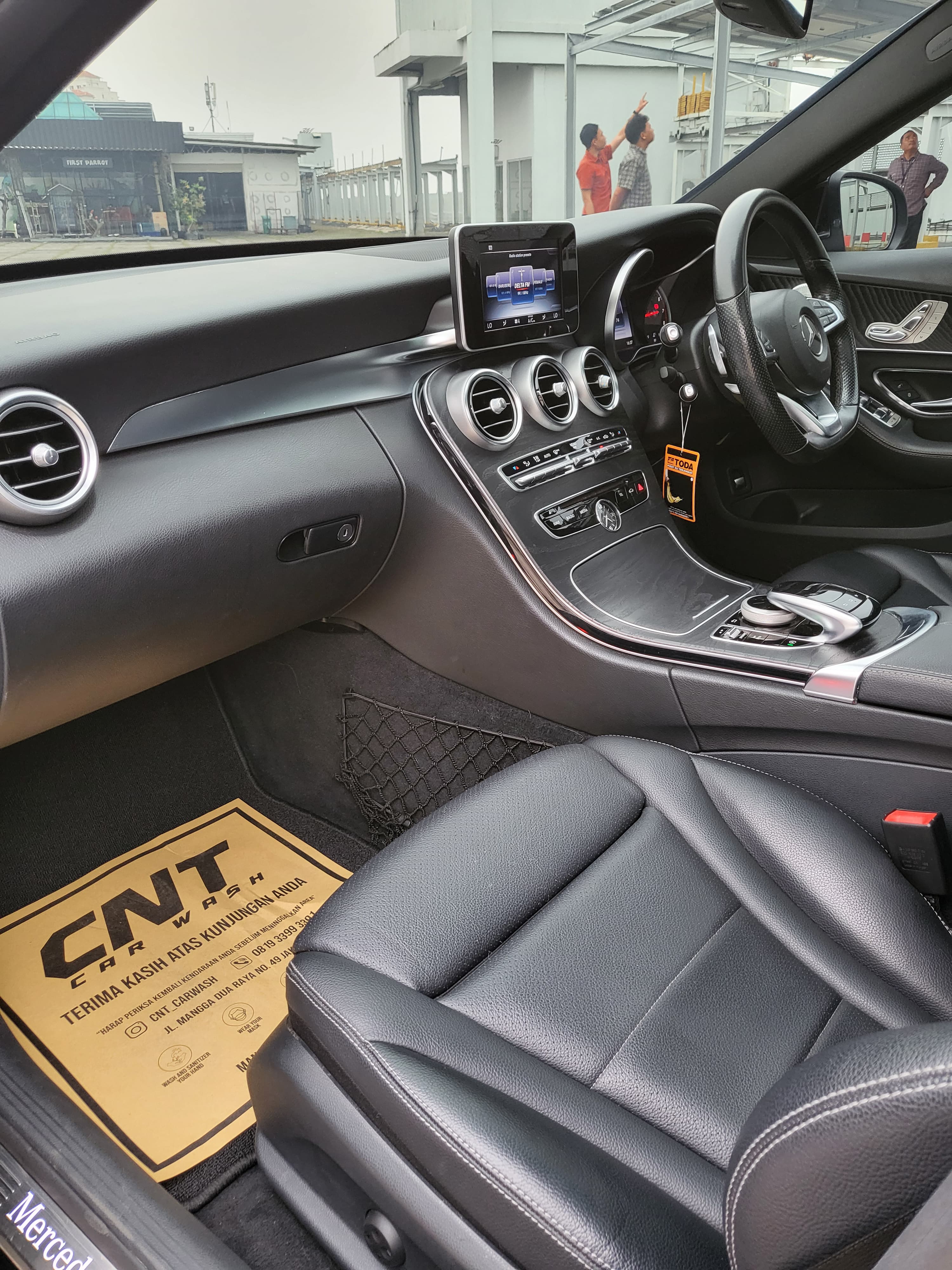 2016 Mercedes Benz C-Class Sedan 2016 Mercedes Benz C-Class Sedan