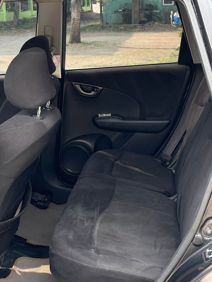 2009 Honda Jazz  1.5L RS AT 2009 Honda Jazz  1.5L RS AT