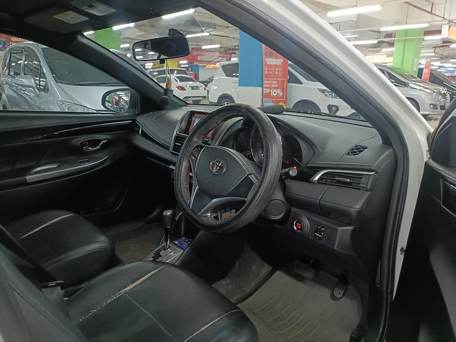 2017 Toyota Yaris 2017 Toyota Yaris