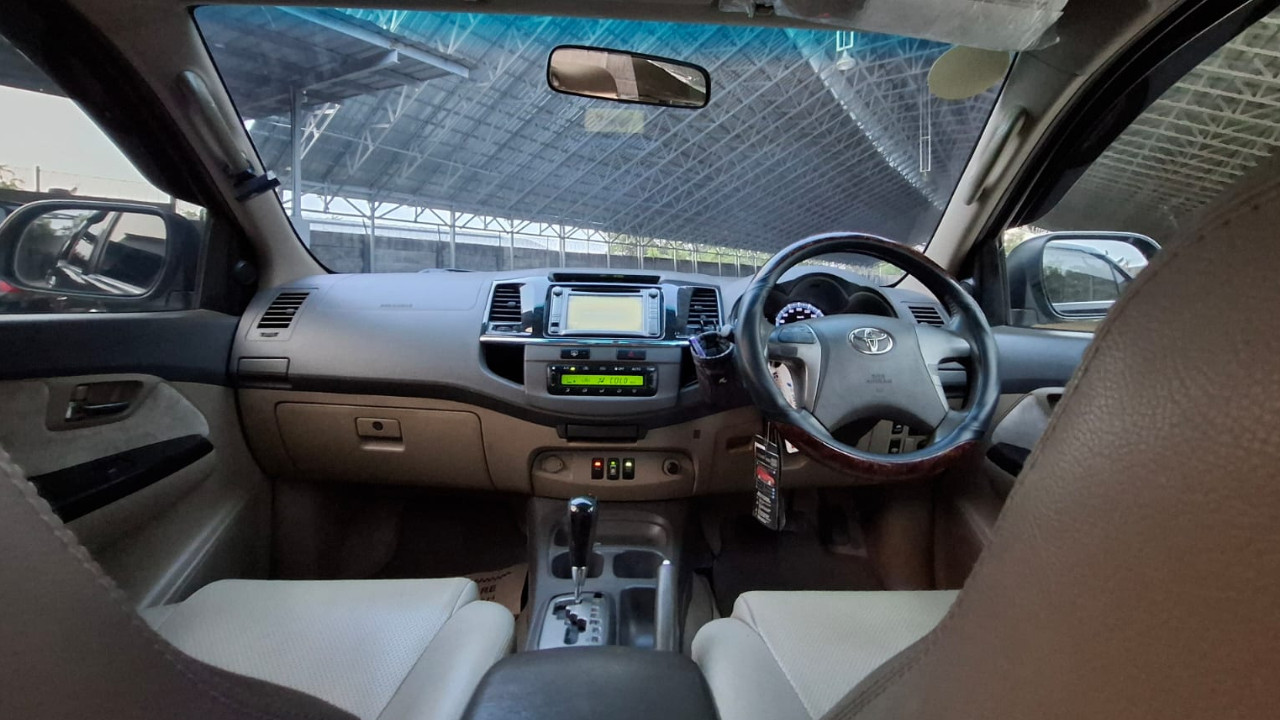 2013 Toyota Fortuner  2.5L G VNT TRD Diesel AT 2013 Toyota Fortuner  2.5L G VNT TRD Diesel AT