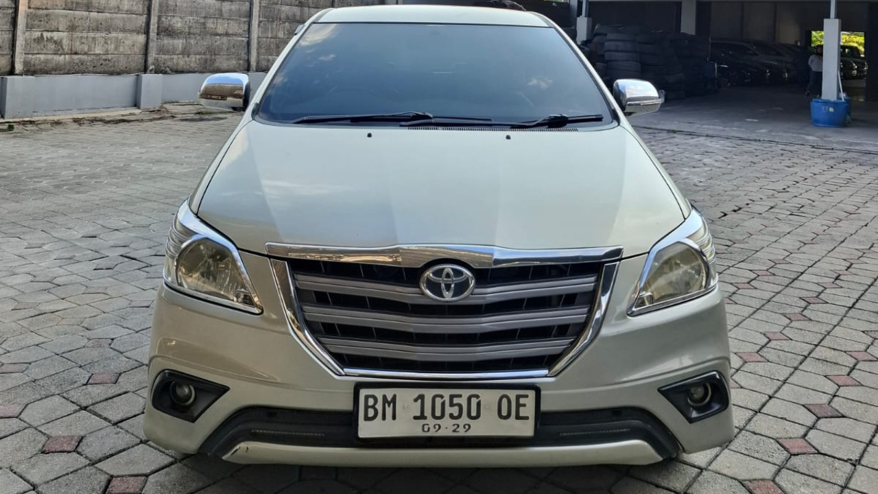 2014 Toyota Kijang Innova 2.0 G MT Bekas 2014 Toyota Kijang Innova 2.0 G MT Bekas