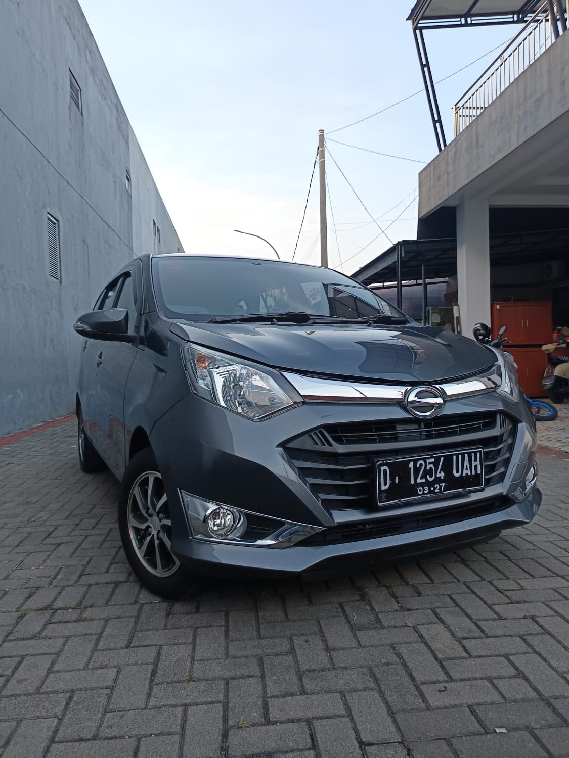 Second Hand 2017 Daihatsu Sigra Second Hand 2017 Daihatsu Sigra