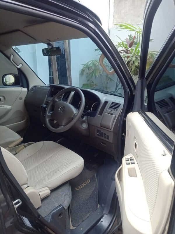 Dijual 2012 Daihatsu Luxio 1.5 X M/T 1.5 X M/T Bekas