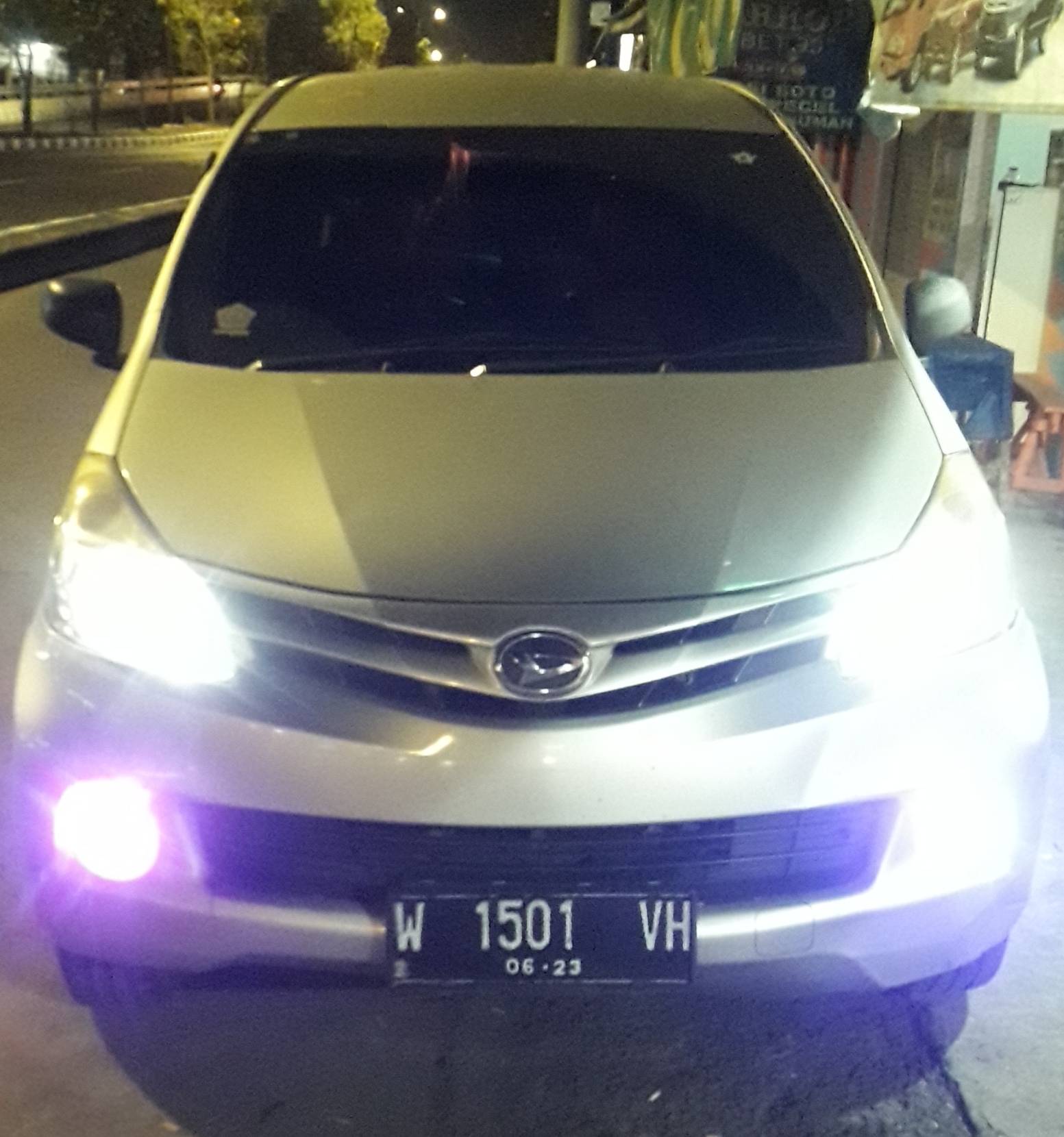 2013 Daihatsu Xenia 2013 Daihatsu Xenia
