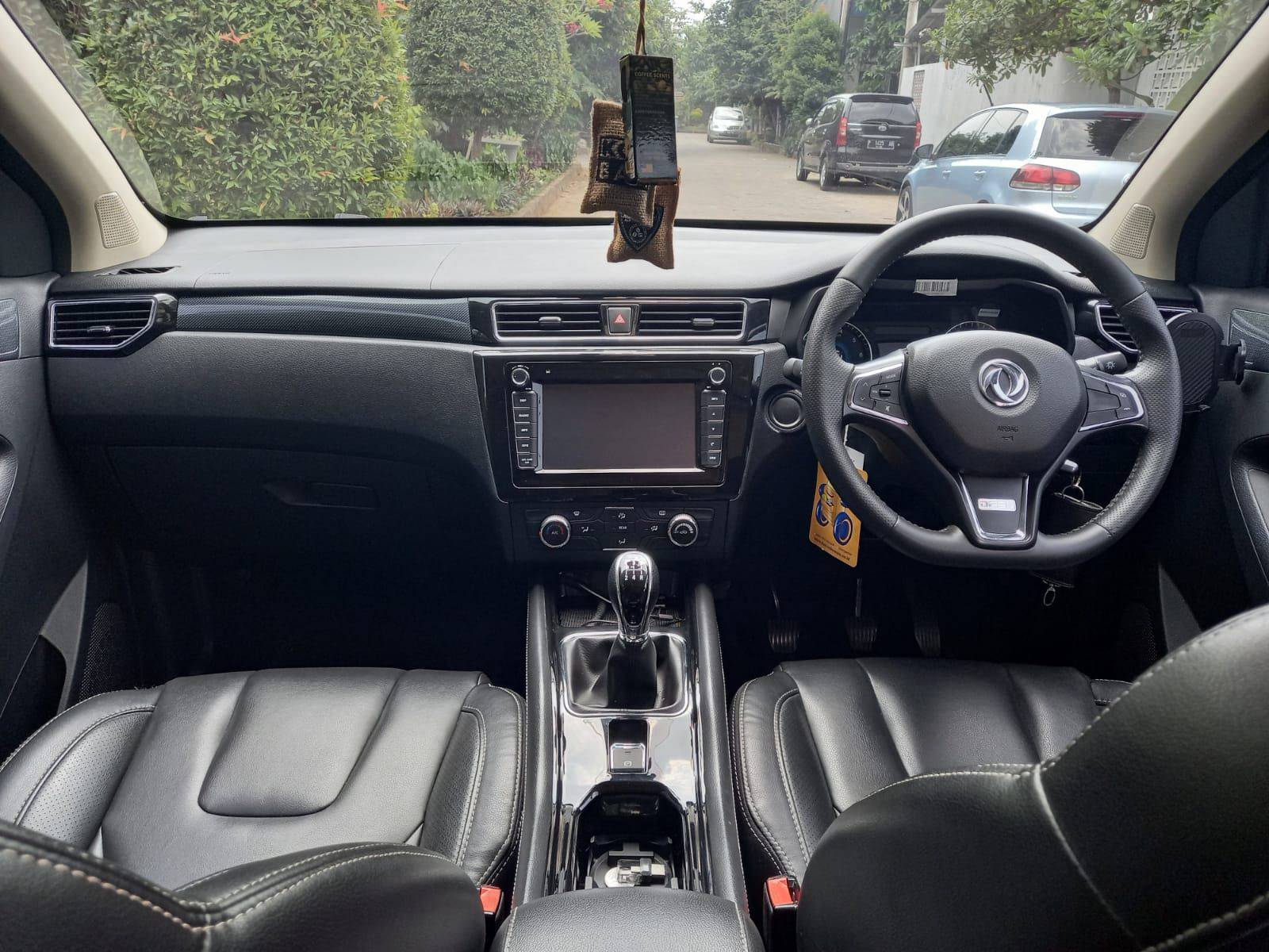 Dijual 2018 DFSK Glory 580 1.8L 5MT Comfort 1.8L 5MT Comfort Bekas