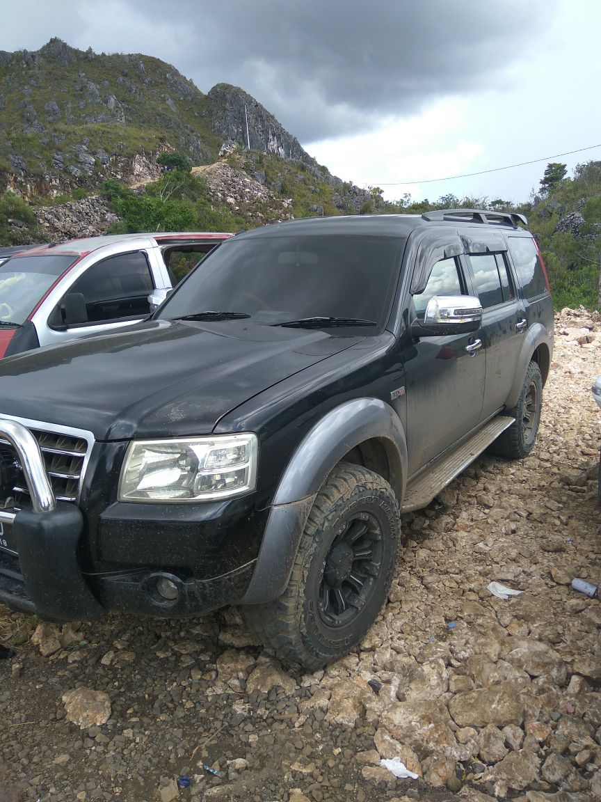 Used 2008 Ford Everest 4x2 MT XLT 4x2 MT XLT for sale