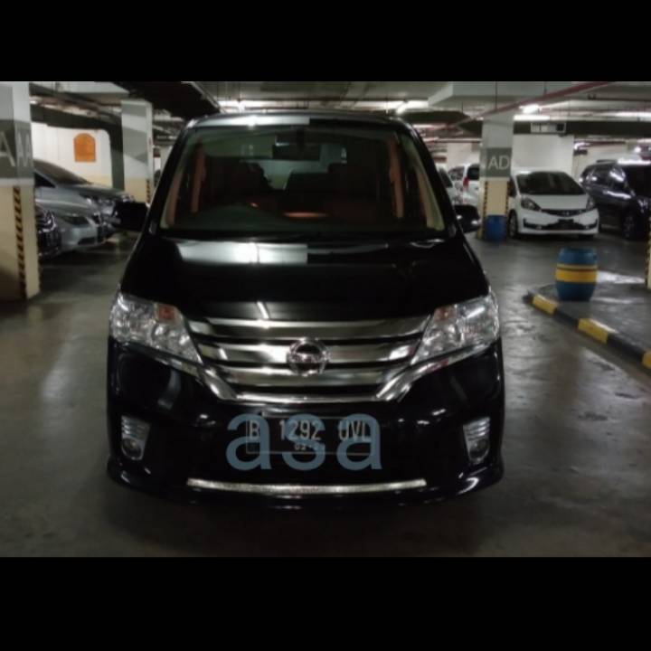 Old 2014 Nissan Serena  HIGHWAY 2.0 A/T HIGHWAY 2.0 A/T