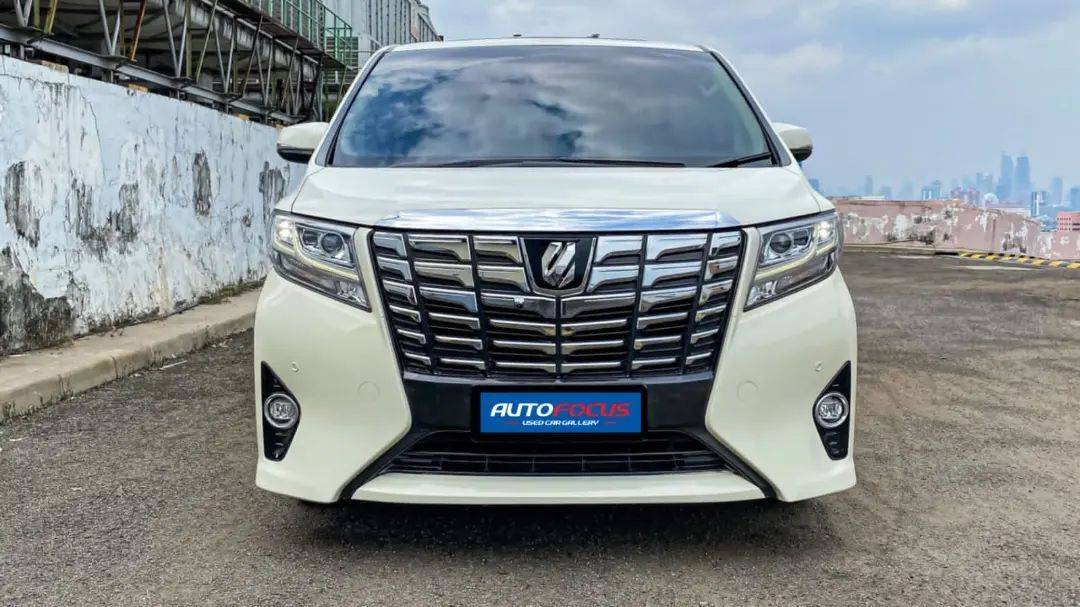 Second Hand 2017 Toyota Alphard