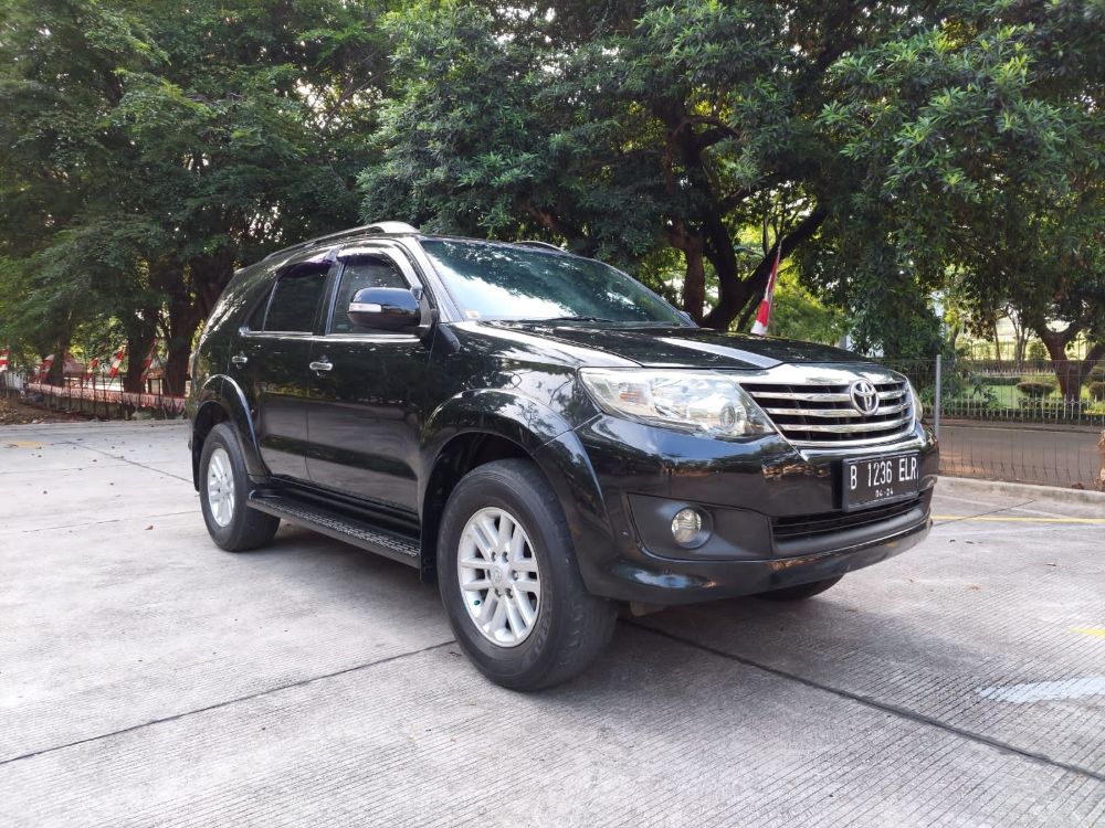 2012 Toyota Fortuner  2.5 G A/T