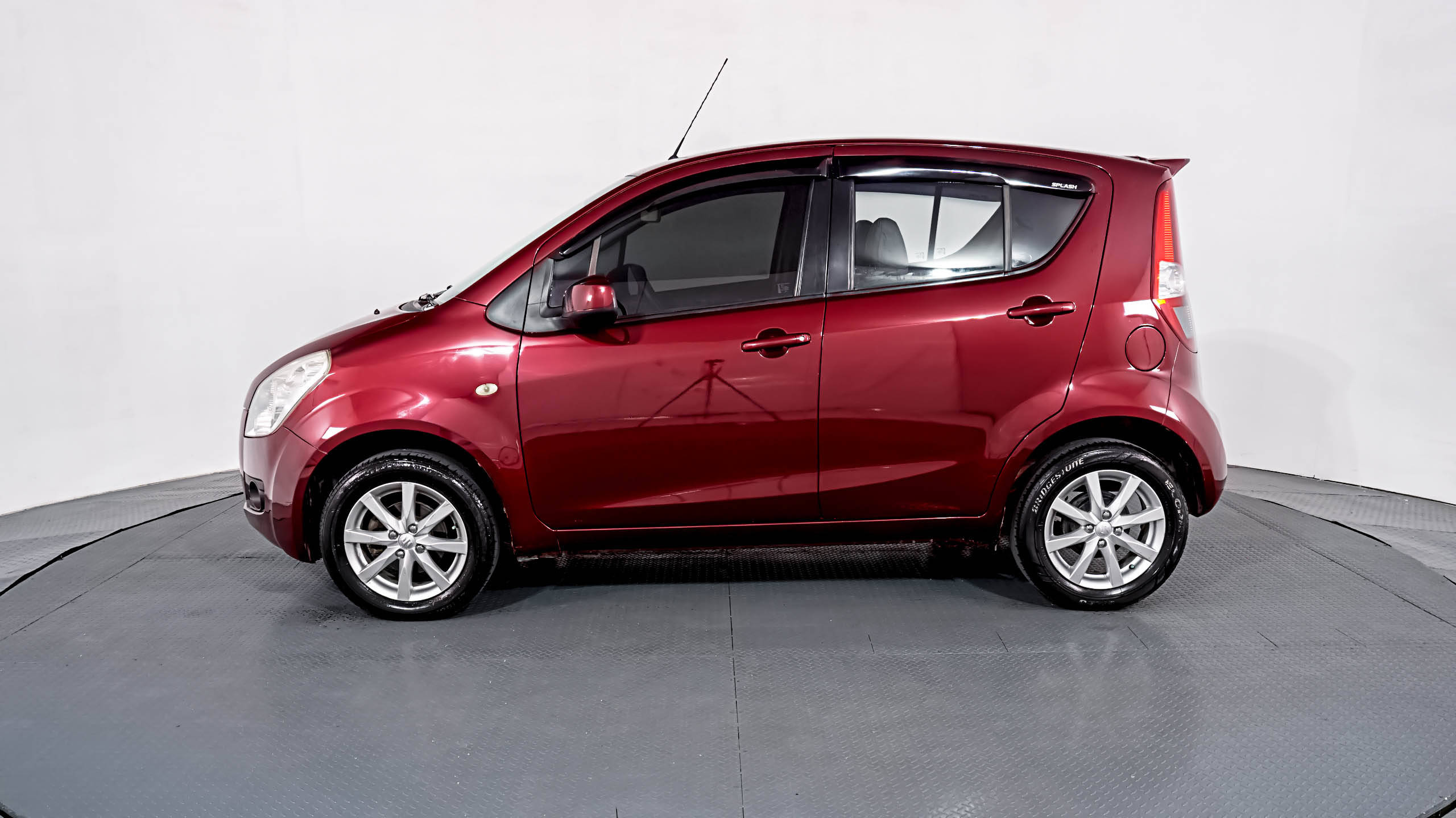 2011 Suzuki Splash GL 1.2L MT GL 1.2L MT tua