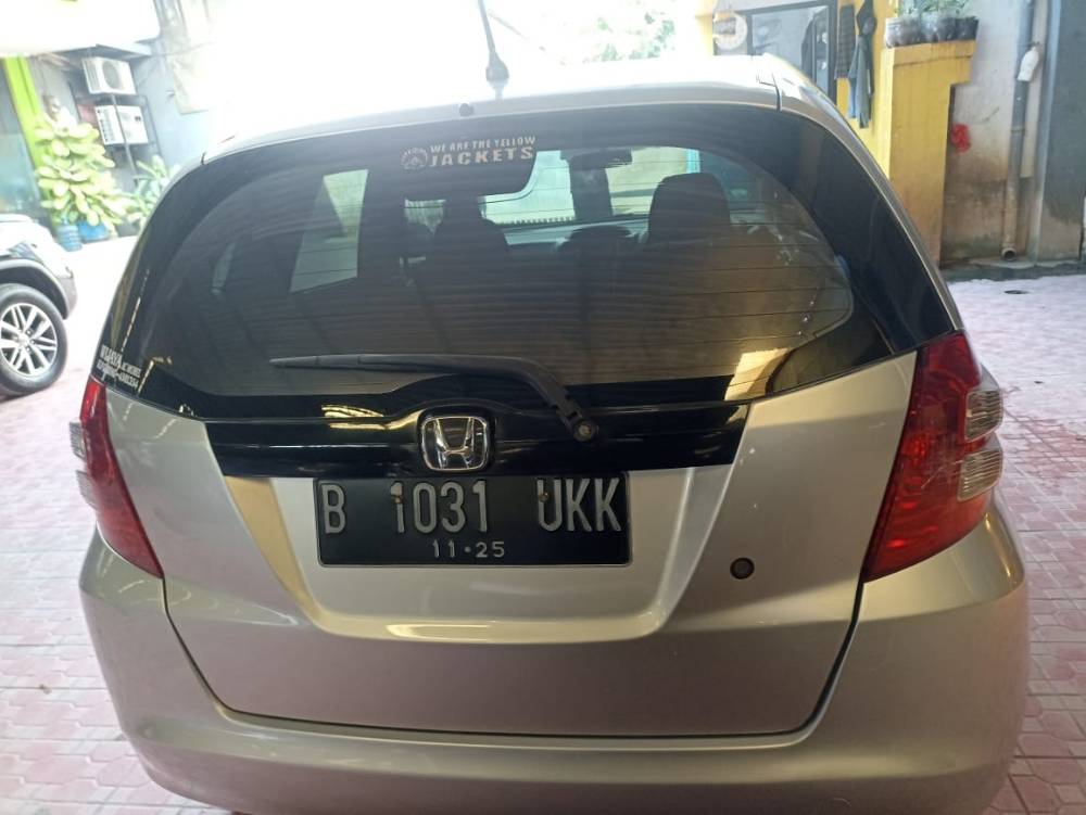 Dijual 2010 Honda Jazz  1.5L S AT 1.5L S AT Bekas