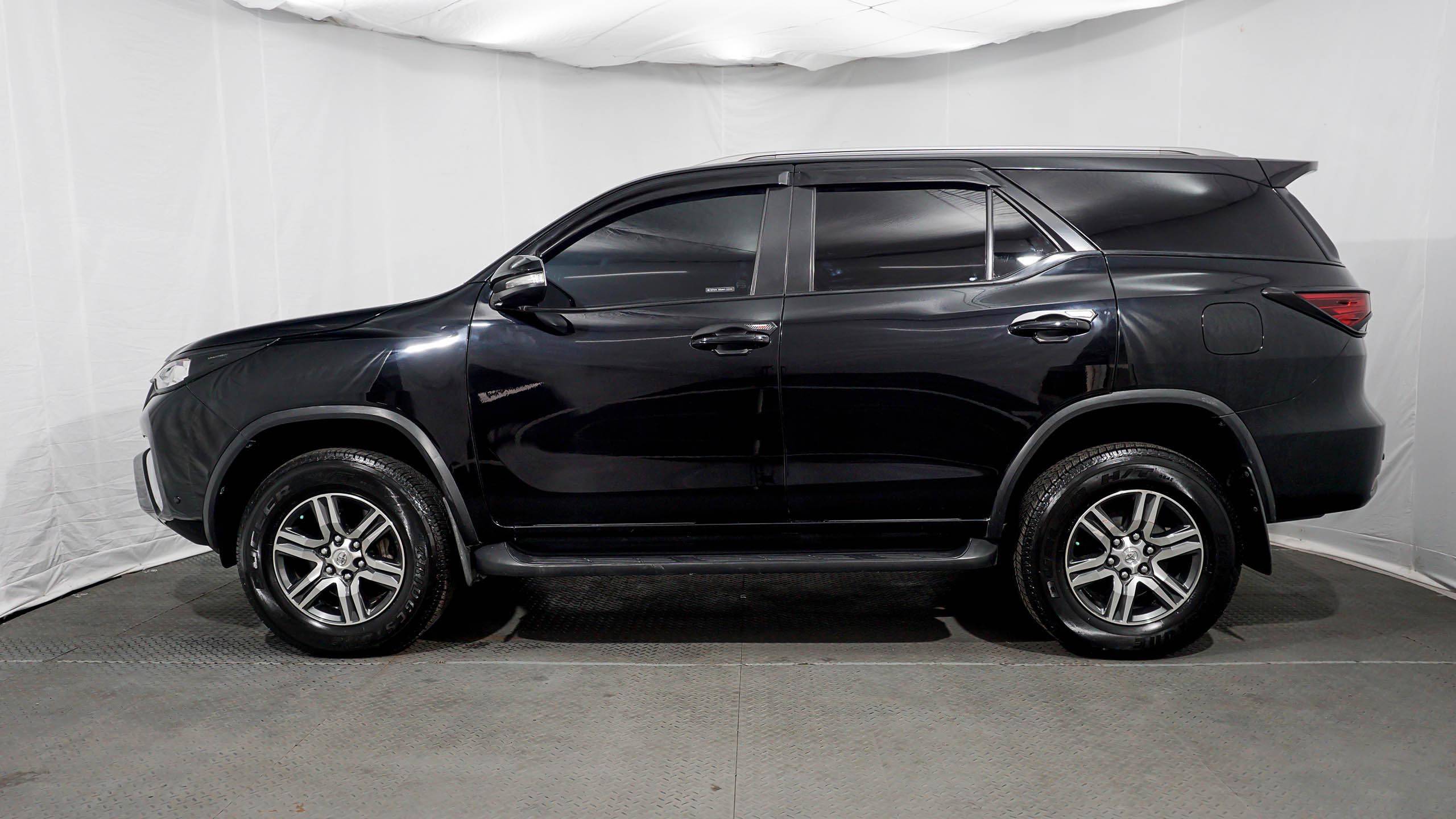 2016 Toyota Fortuner  G 2.4 AT G 2.4 AT tua