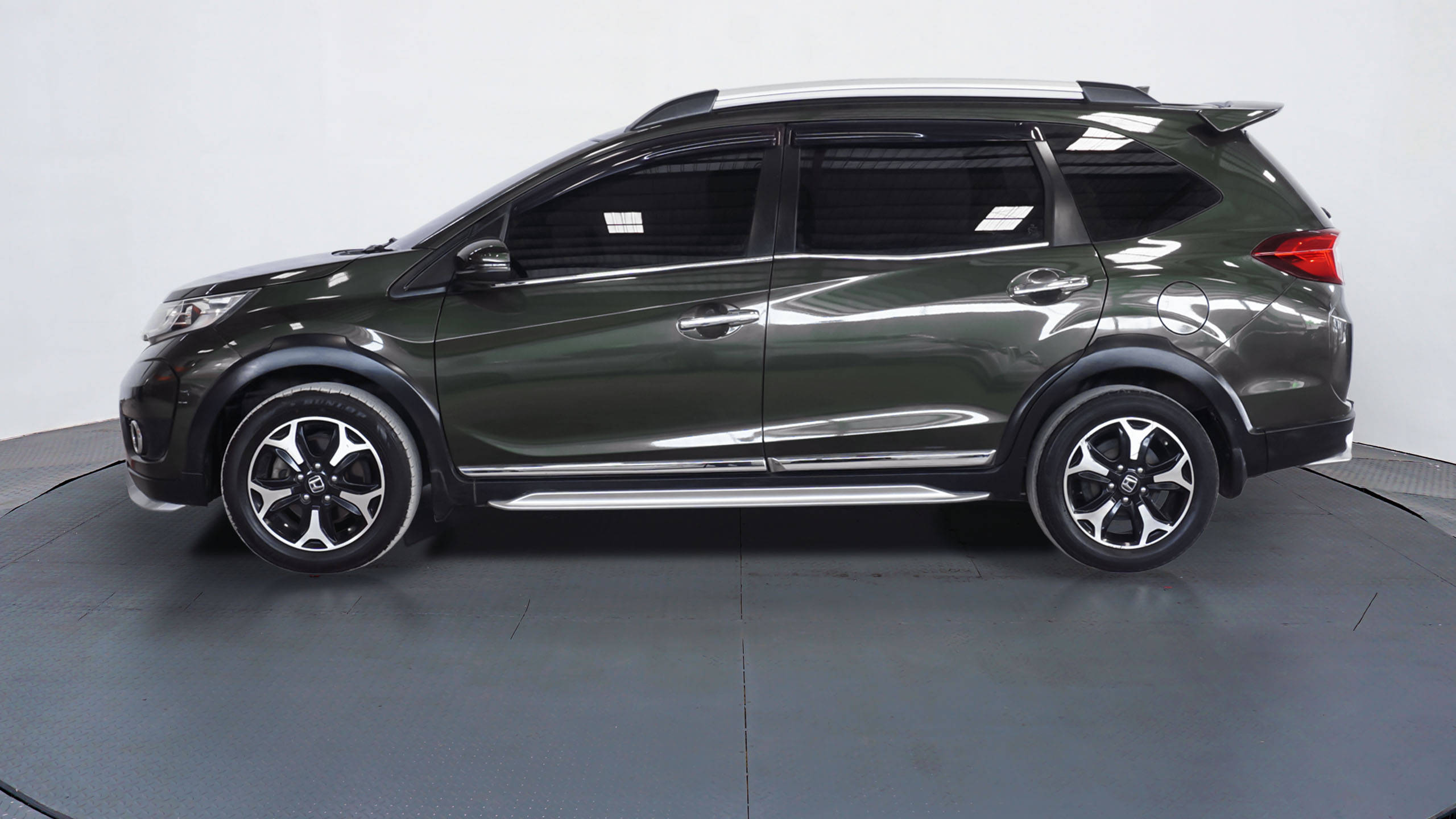 Old 2016 Honda BRV E CVT PRESTIGE 1.5L AT E CVT PRESTIGE 1.5L AT