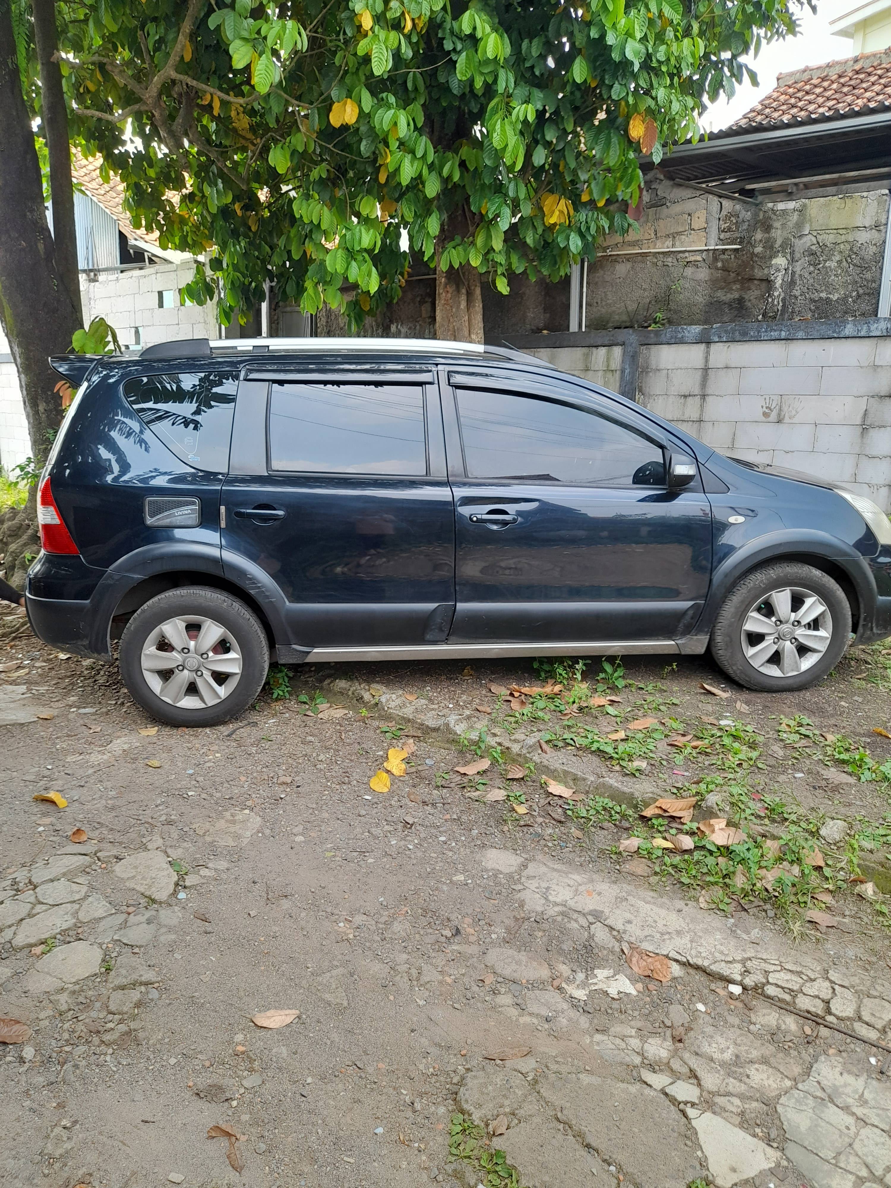 Dijual 2011 Nissan Grand Livina  1.5 XGEAR 1.5 XGEAR Bekas