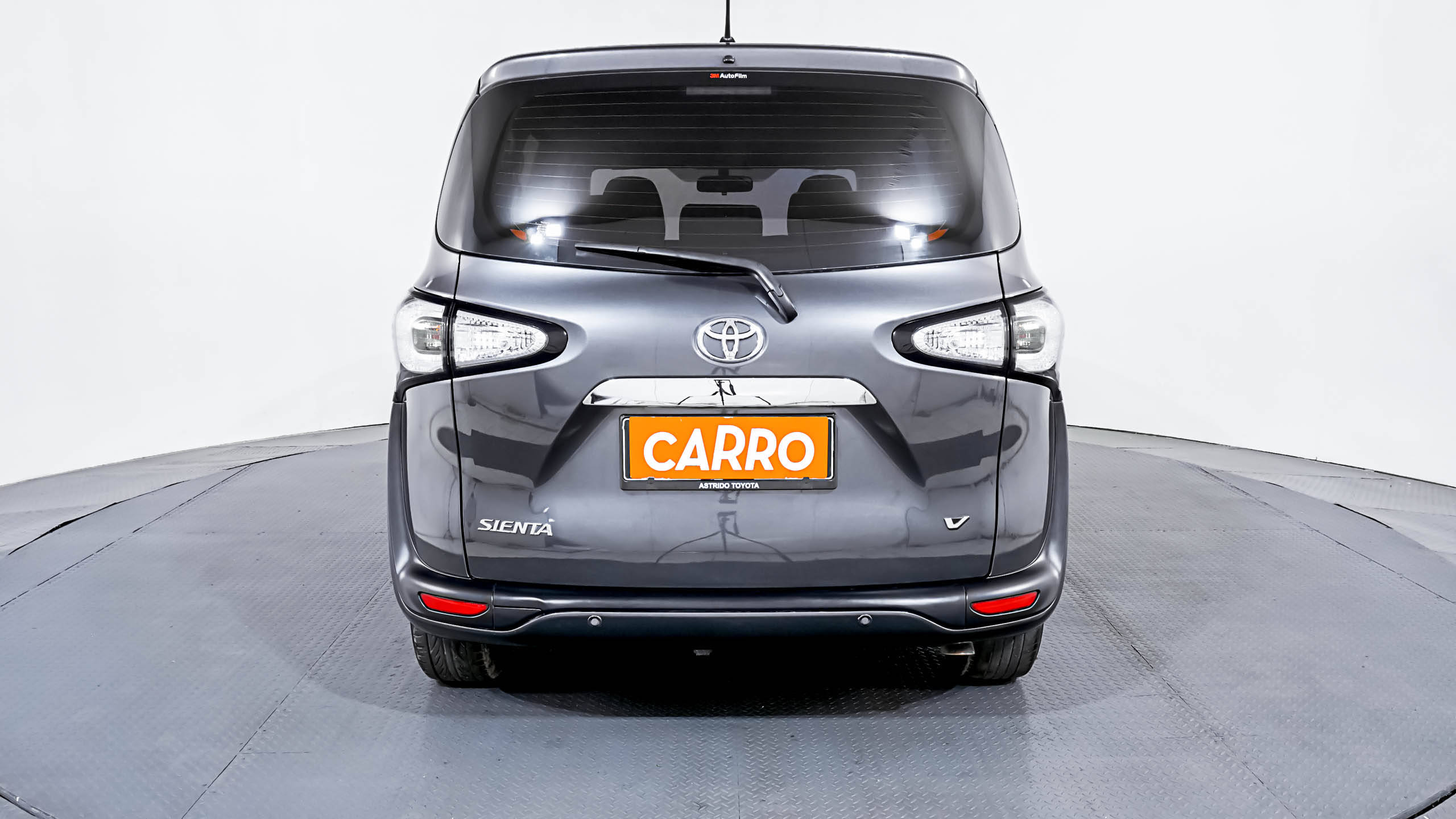 Dijual 2017 Toyota Sienta 1.5L V MT 1.5L V MT Bekas