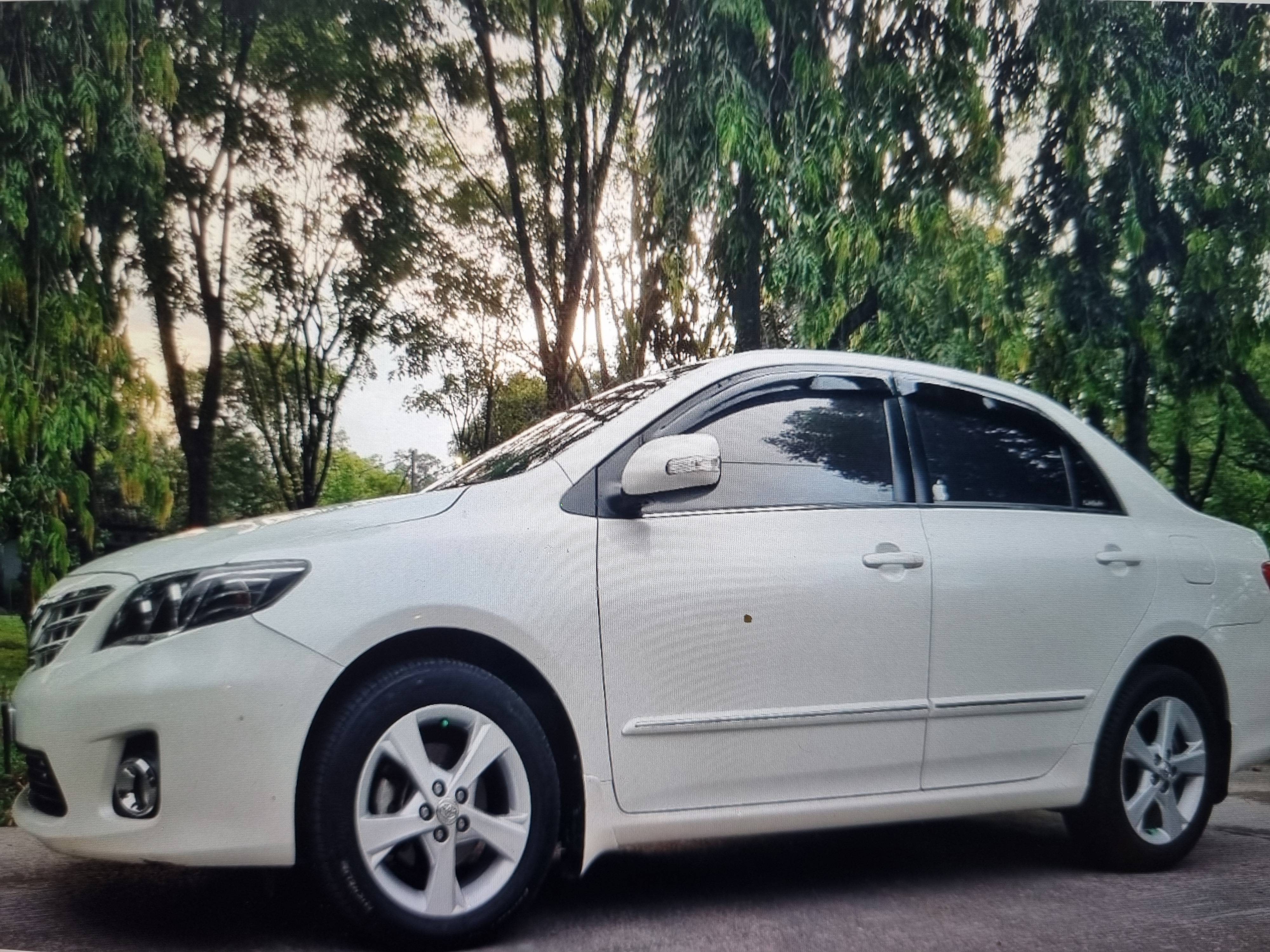 Old 2013 Toyota Corolla Altis  1.8 G AT 1.8 G AT