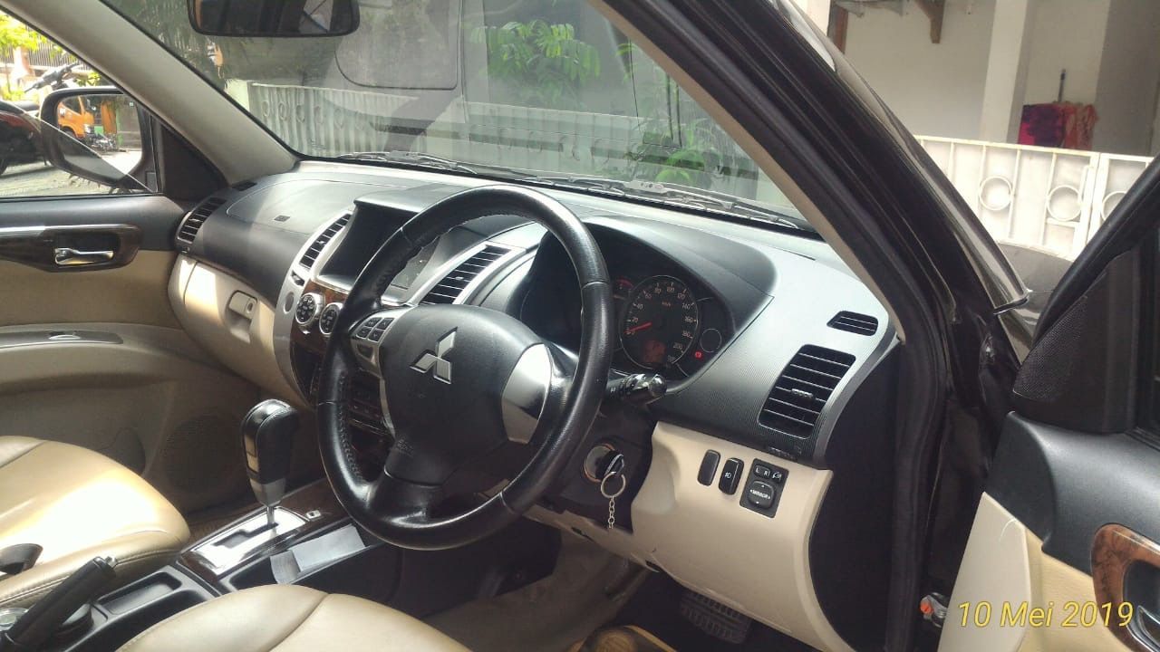 2013 Mitsubishi Pajero Sport  Bekas