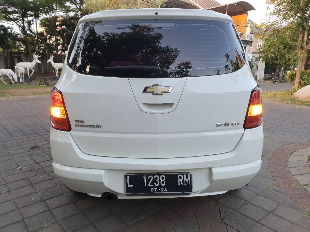Dijual 2014 Chevrolet Spin 1.3 LTZ MT 1.3 LTZ MT Bekas