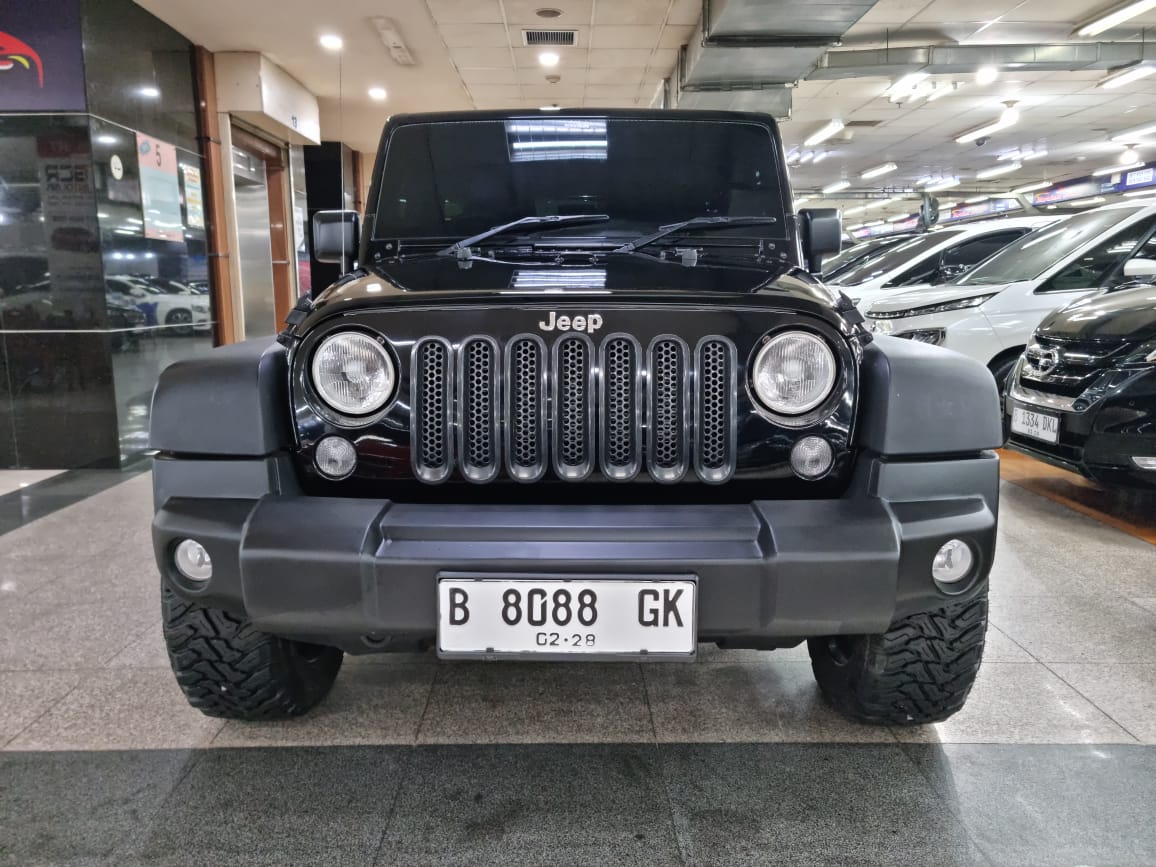 Used 2015 Jeep Wrangler Rubicon 3.6L AT 4 D 3.6L AT 4 D