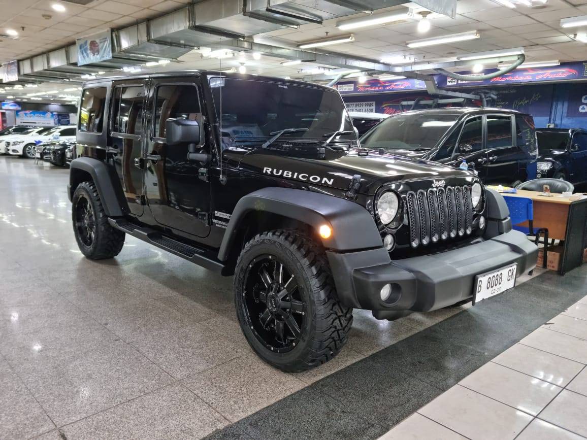 2015 Jeep Wrangler Rubicon 3.6L AT 4 D 3.6L AT 4 D tua