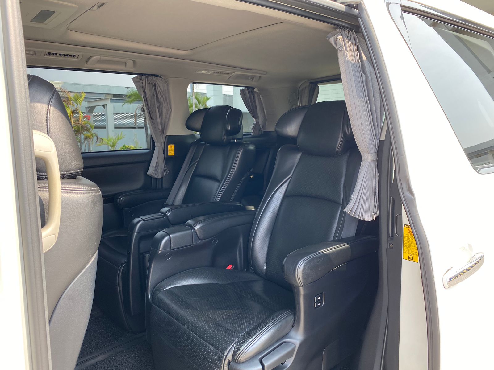 2014 Toyota Alphard 2014 Toyota Alphard