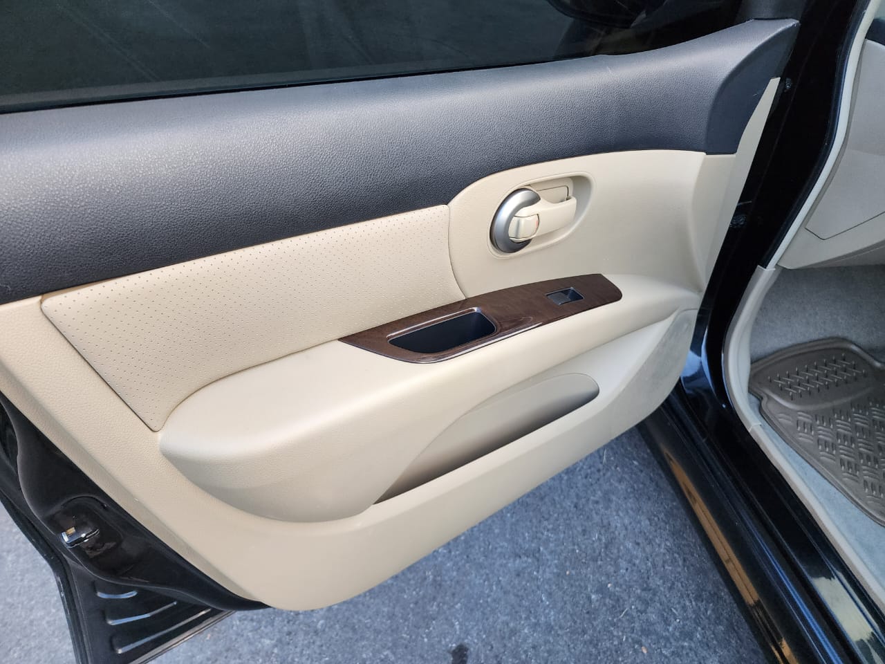 2013 Nissan Grand Livina 2013 Nissan Grand Livina