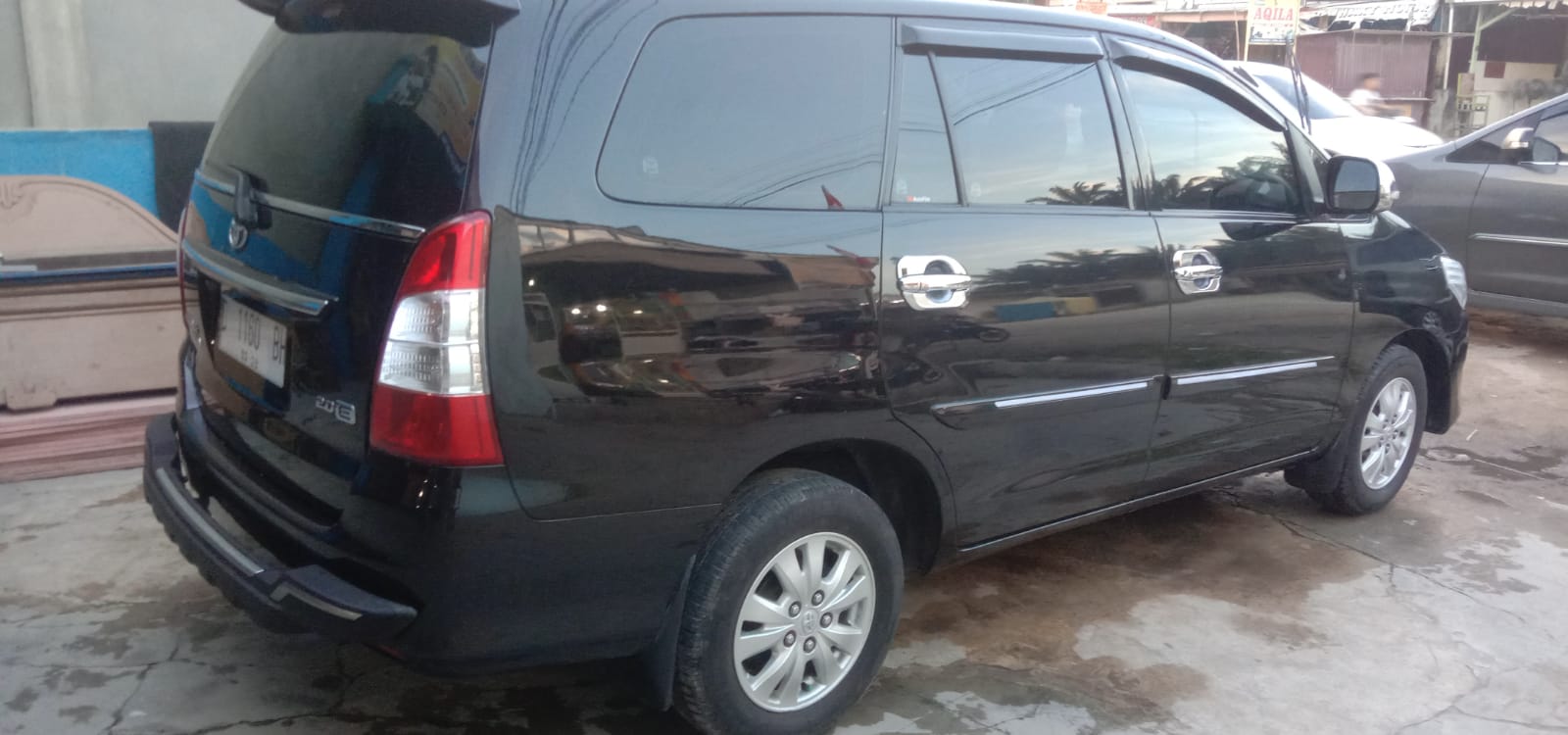 2013 Toyota Kijang Innova 2013 Toyota Kijang Innova