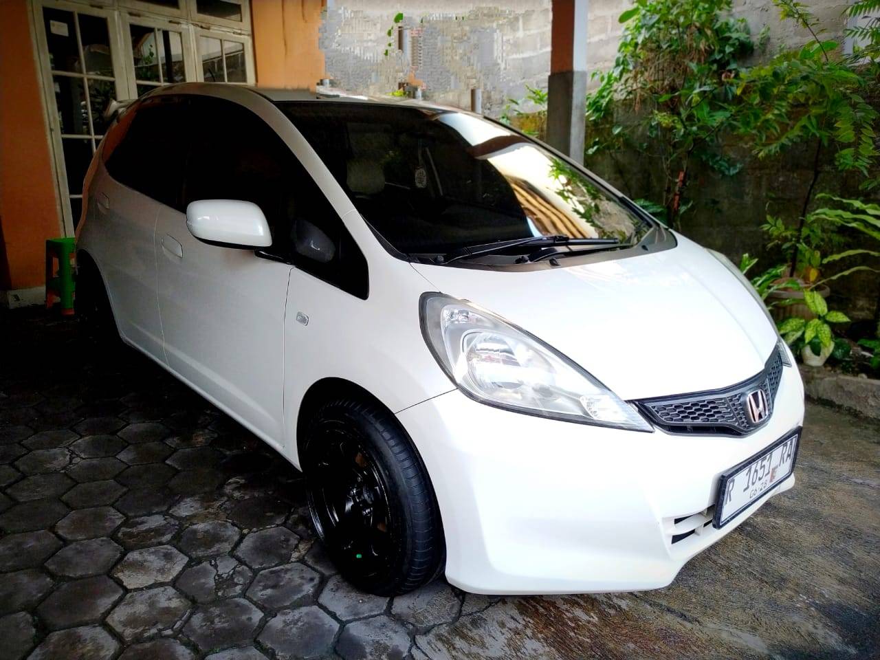 Second Hand 2011 Honda Jazz  1.5L S MT