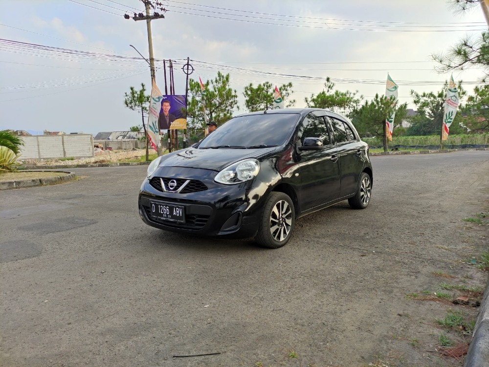 2013 Nissan March