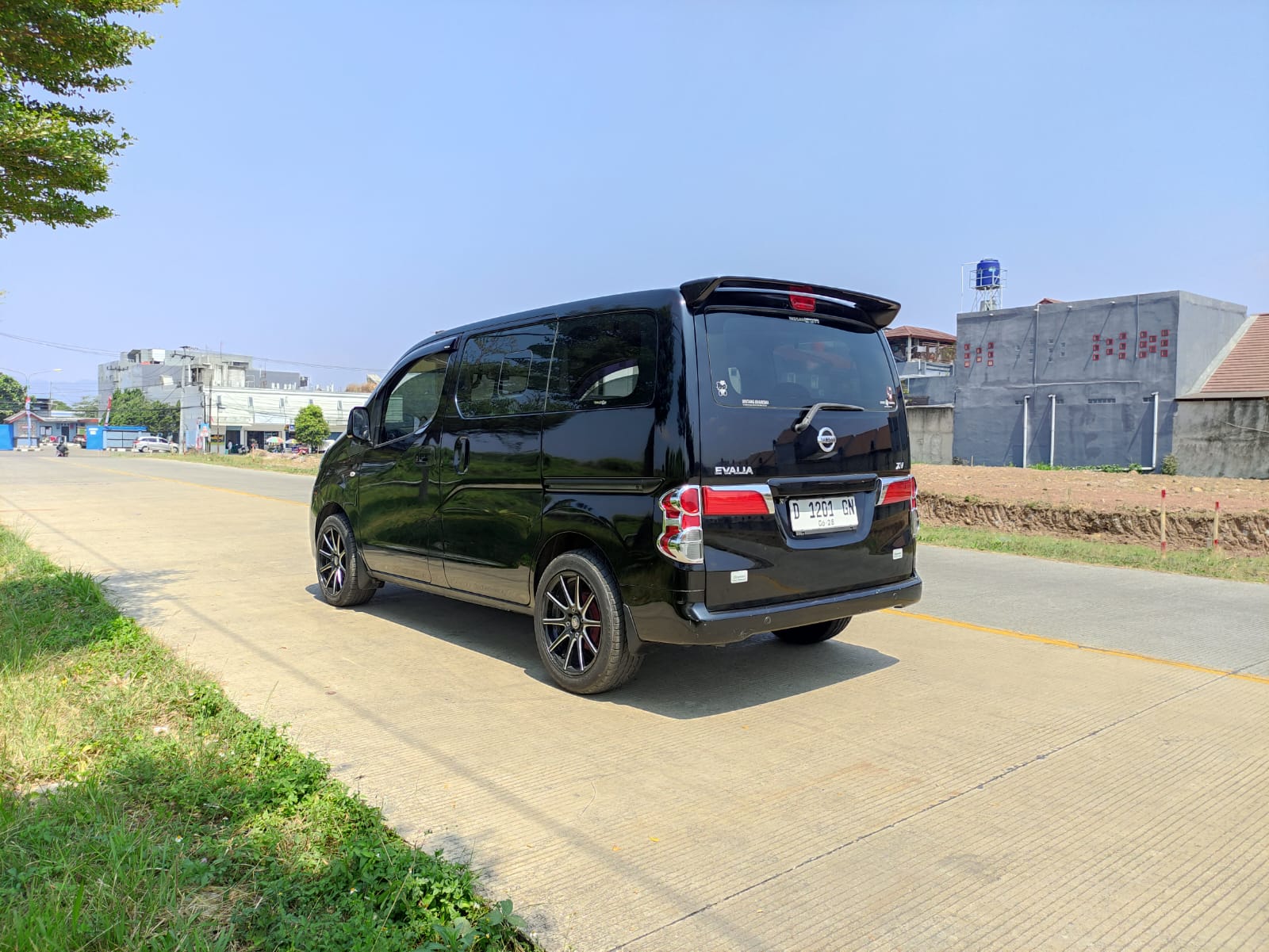 2013 Nissan Evalia 2013 Nissan Evalia