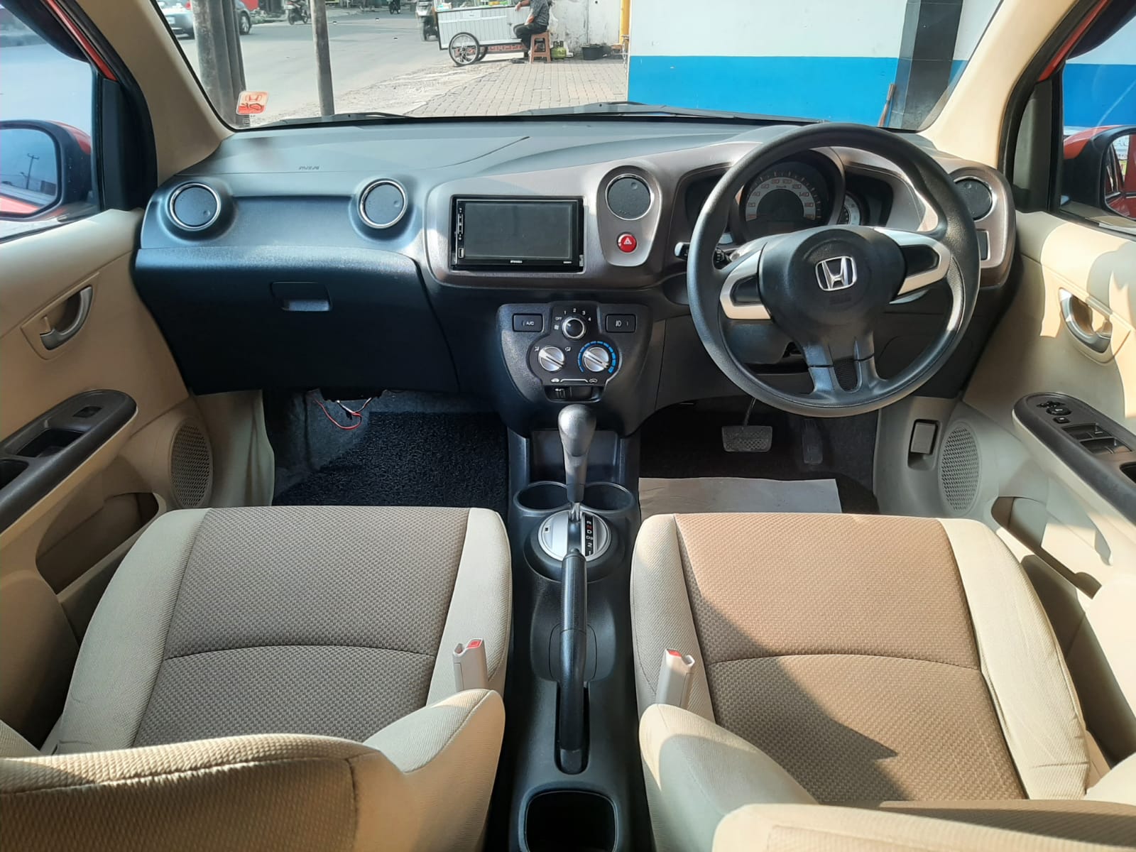 Dijual 2013 Honda Brio Satya E CVT Satya E CVT Bekas