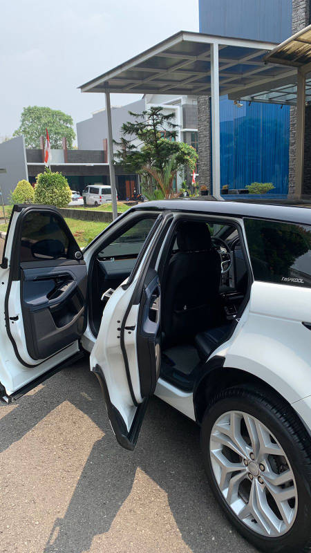 Dijual 2021 Land Rover Range Rover Evoque 2.0 AT 2.0 AT Bekas