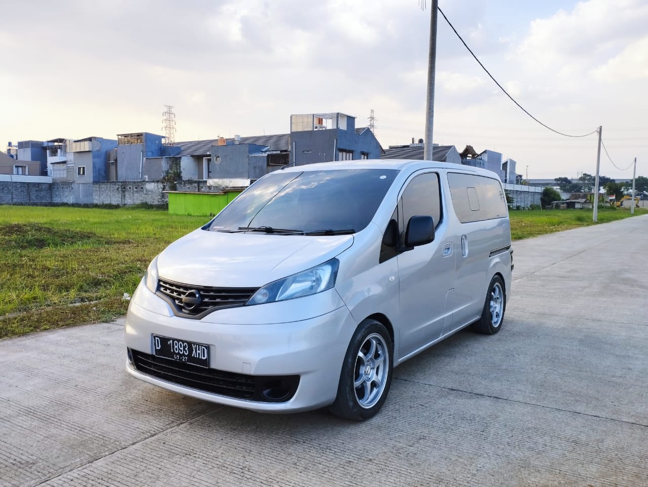 2013 Nissan Evalia 2013 Nissan Evalia